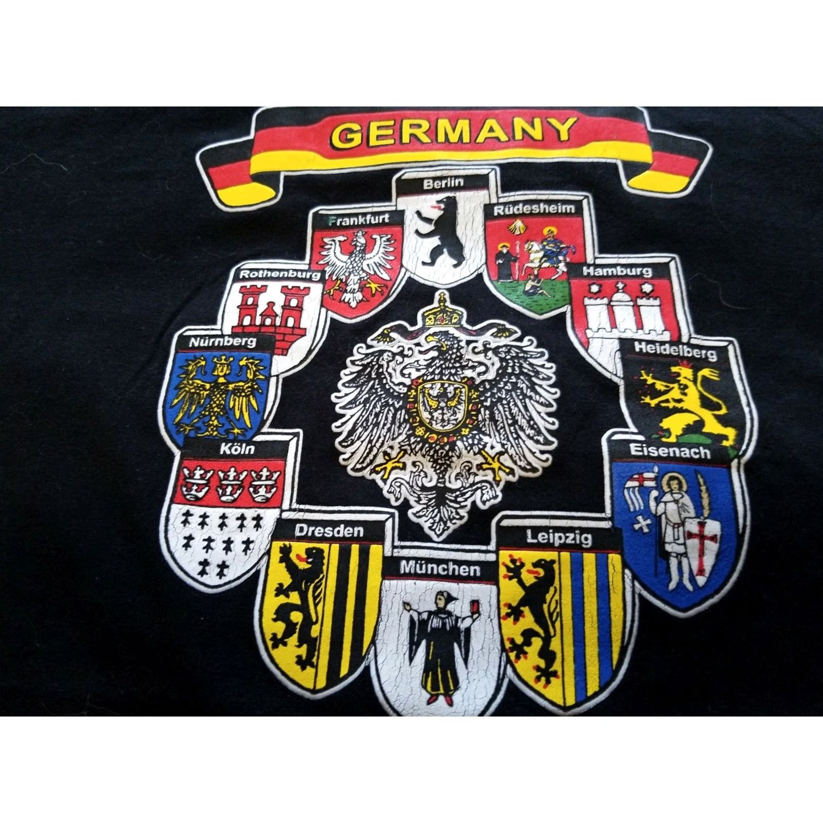 Vintage VINTAGE Germany Stocknagel Crest Graphics TShirt XL Men Black Crew Neck Short Sleeve Soccer City Crests T-Shirt Size US XL / EU 56 / 4 - 4 Thumbnail