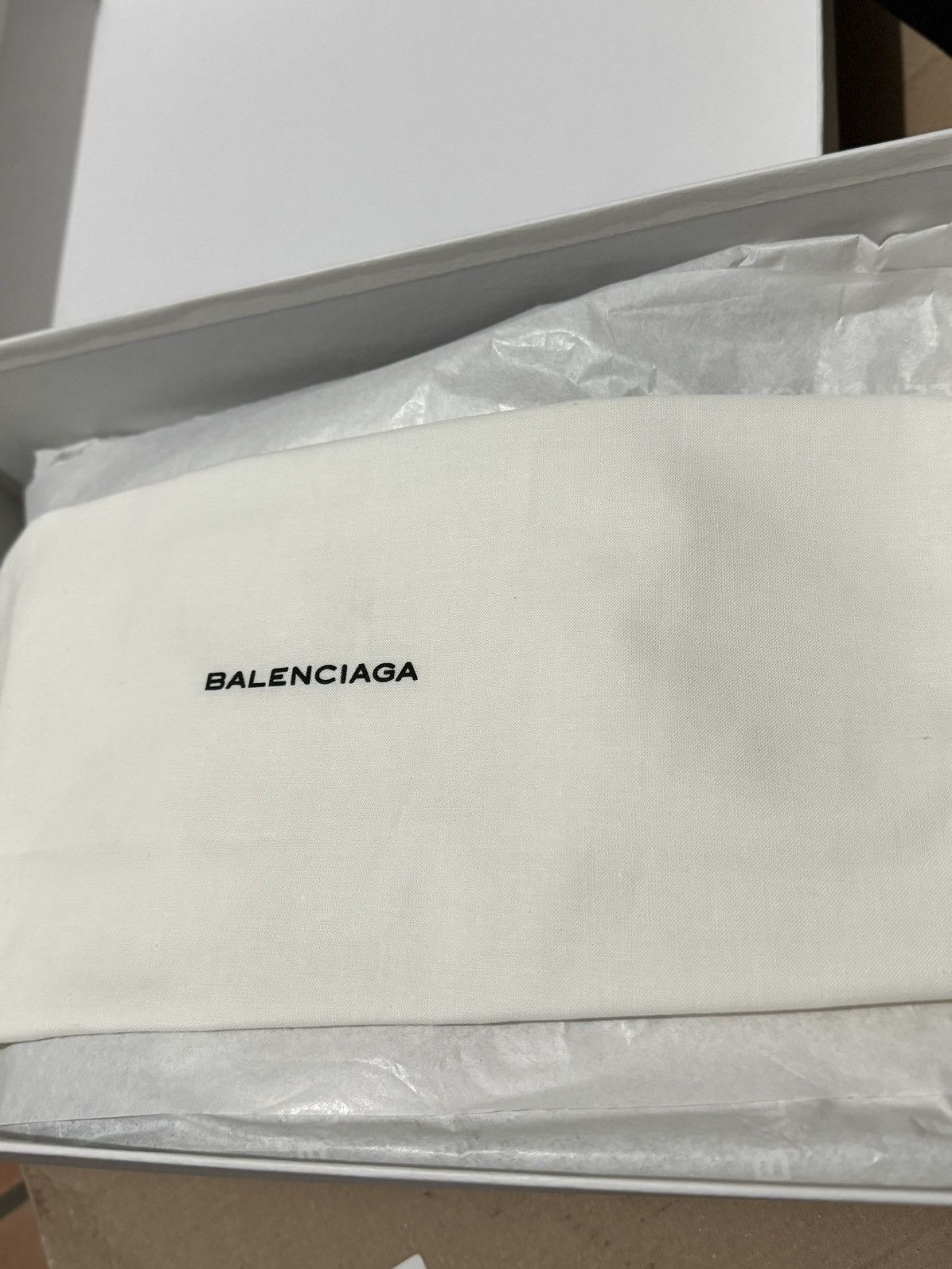 Balenciaga DS Very Rare Balenciaga Arena Carbon Fiber New With Box Size US 7 / EU 40 - 3 Thumbnail