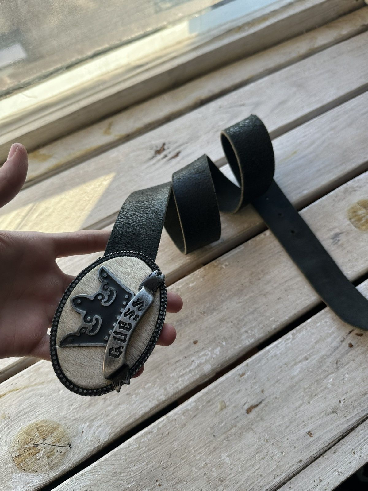 Guess 🚨GUESS CROWN BIG BUCKLE VINTAGE BELT ITALY COW RARE OPIUM Size ONE SIZE - 1 Thumbnail