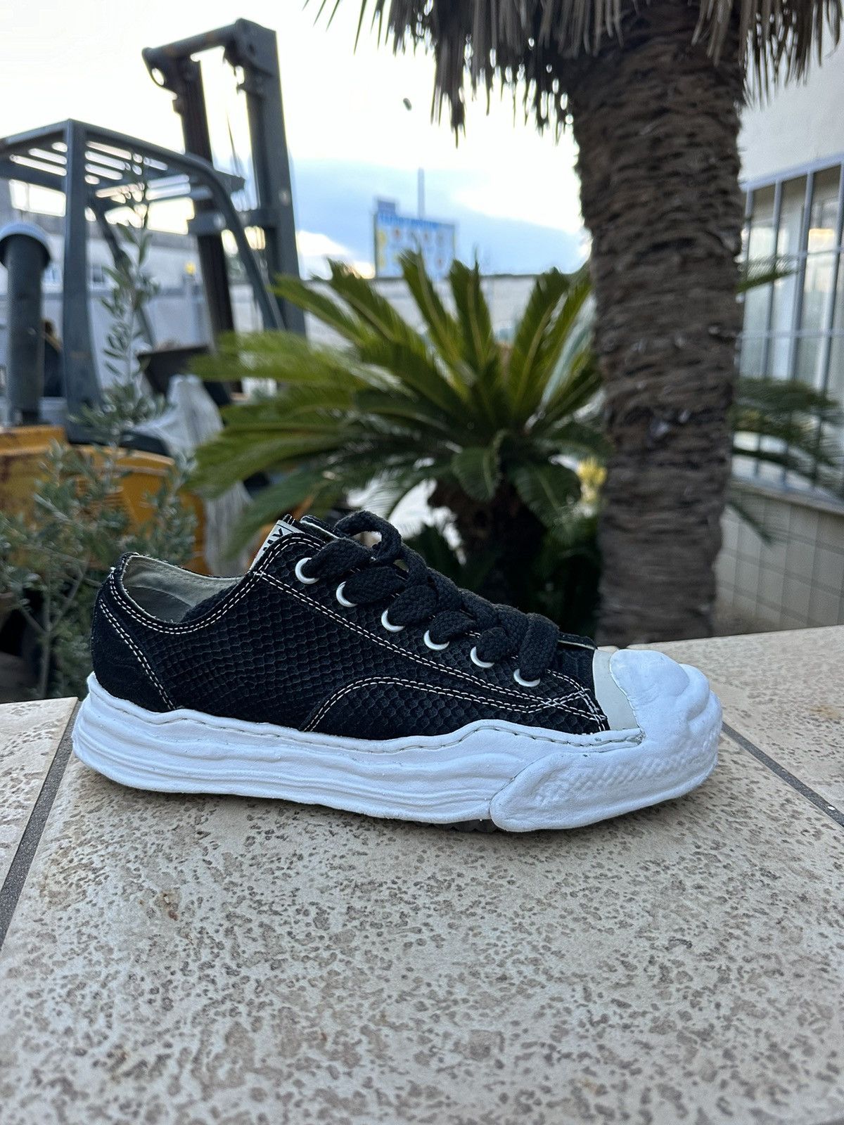 Maison MIHARA YASUHIRO Maison Mihara Yasuhiro Black Shoes Sneakers Size US 9 / EU 42 - 3 Thumbnail