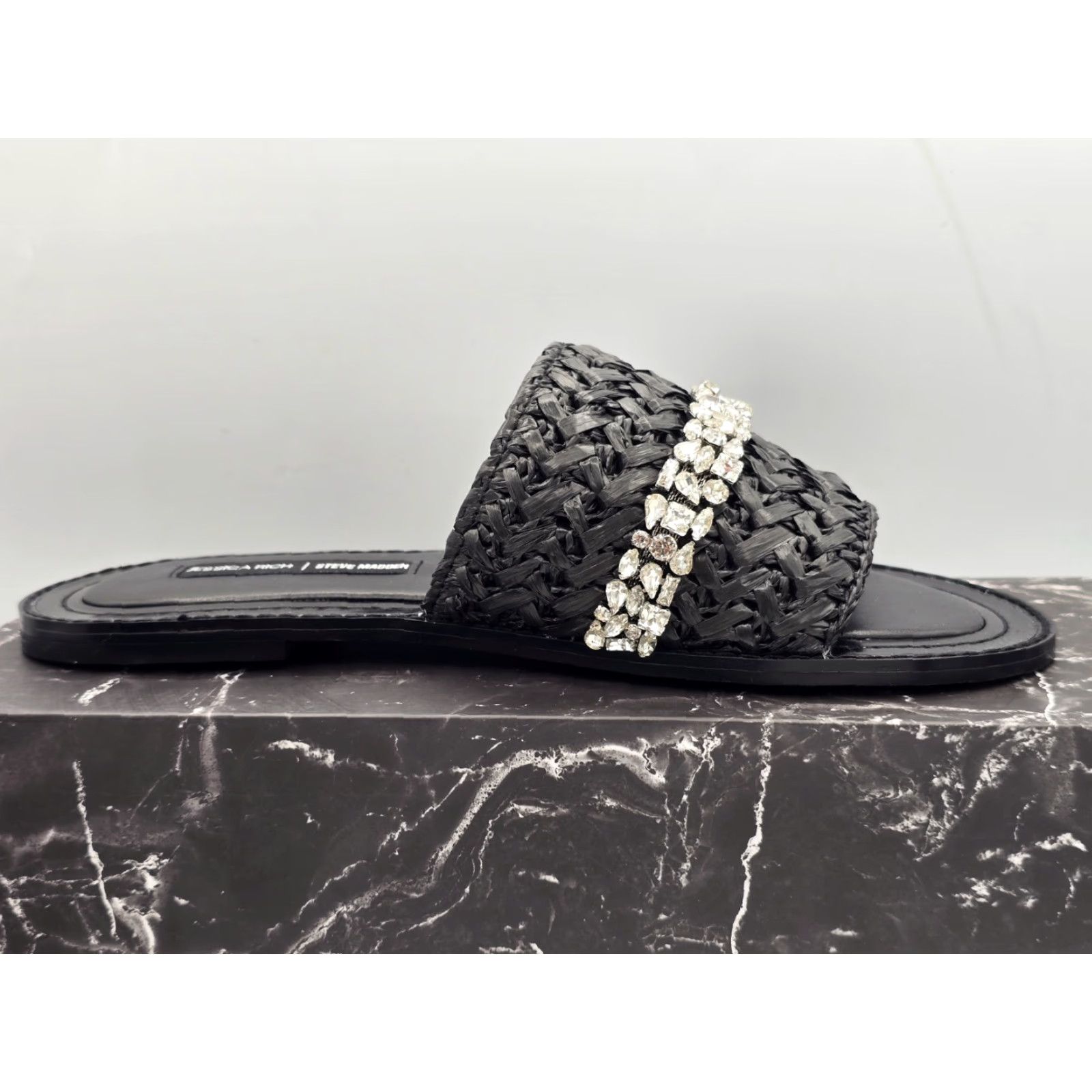 Steve Madden Steve Madden Jessica Rich x Steve Madden Womens Starlight Sandals Black Raffia 8.5 NWT Sandal Casual Flat Open Toe Womens Black Raffia 8.5 NWT Size US 9 / IT 39 - 5 Thumbnail