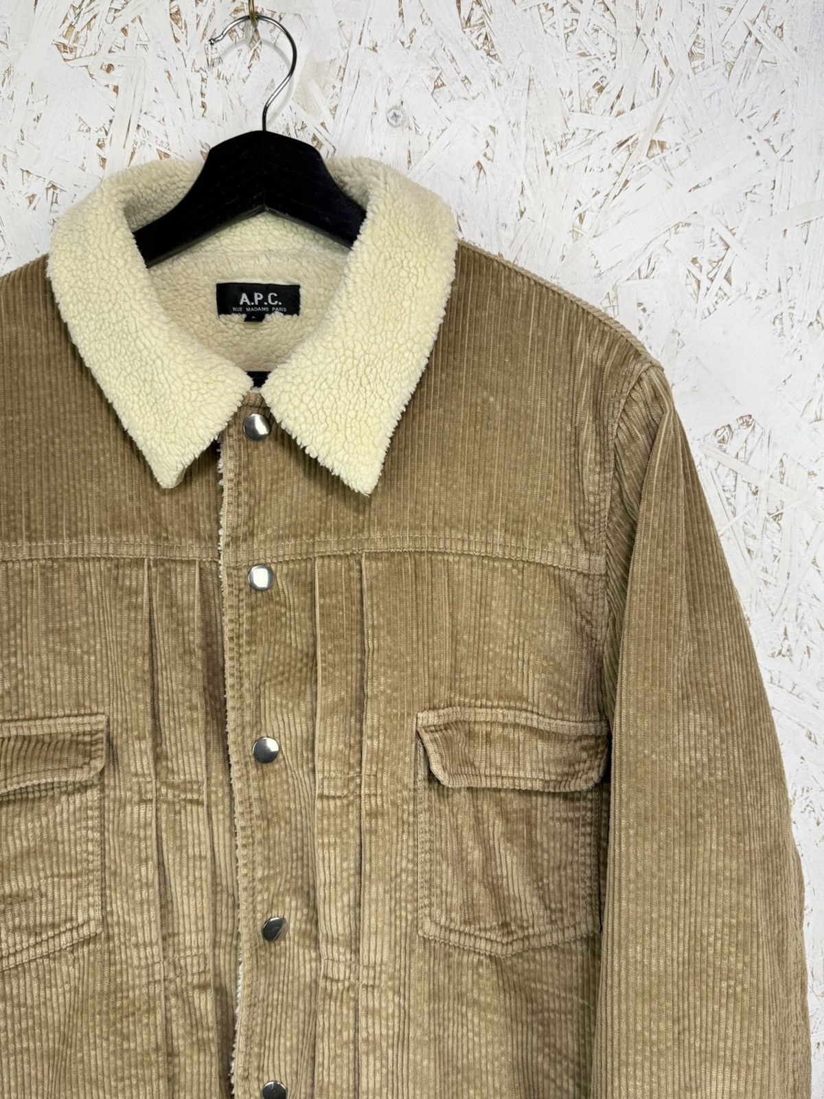 A.P.C. APC Shearling Ribbed Corduroy Sherpa Jacket Size L Beige Size US L / EU 52-54 / 3 - 2 Thumbnail