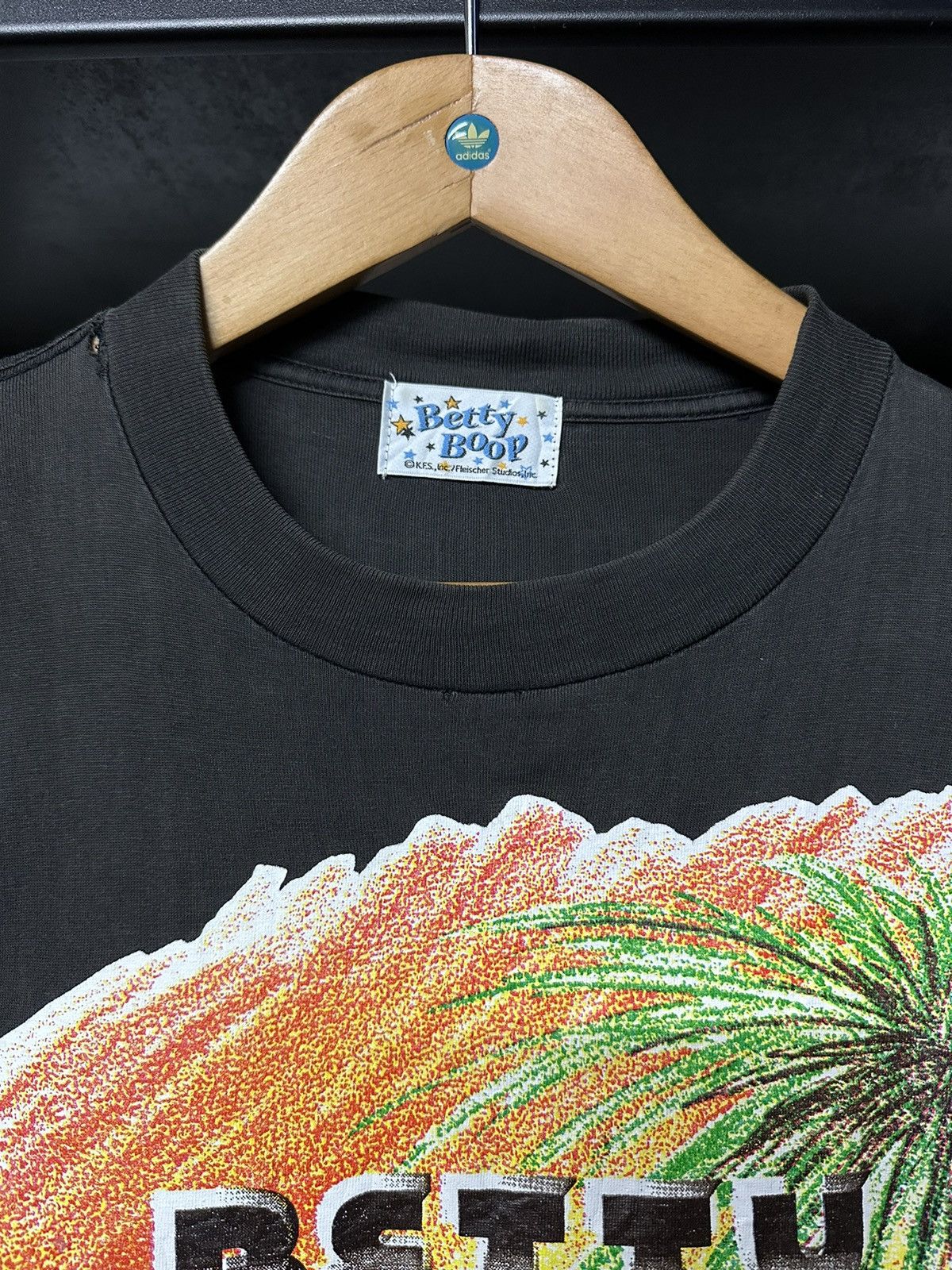 Cartoon Network × Disney × Vintage Vintage 90s Betty Boop Summer Collection Distressed Tee Size US L / EU 52-54 / 3 - 4 Thumbnail