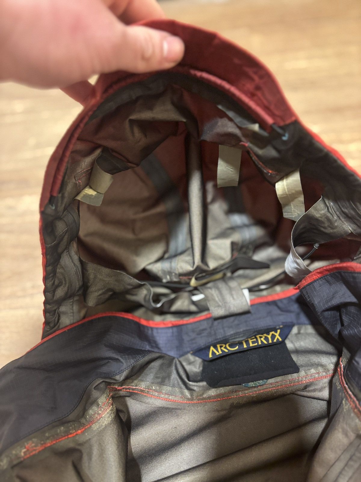 Arc'teryx Vintage 90s Arc'teryx Molten + Gold Theta LT Goretex Jacket Size US M / EU 48-50 / 2 - 10 Thumbnail
