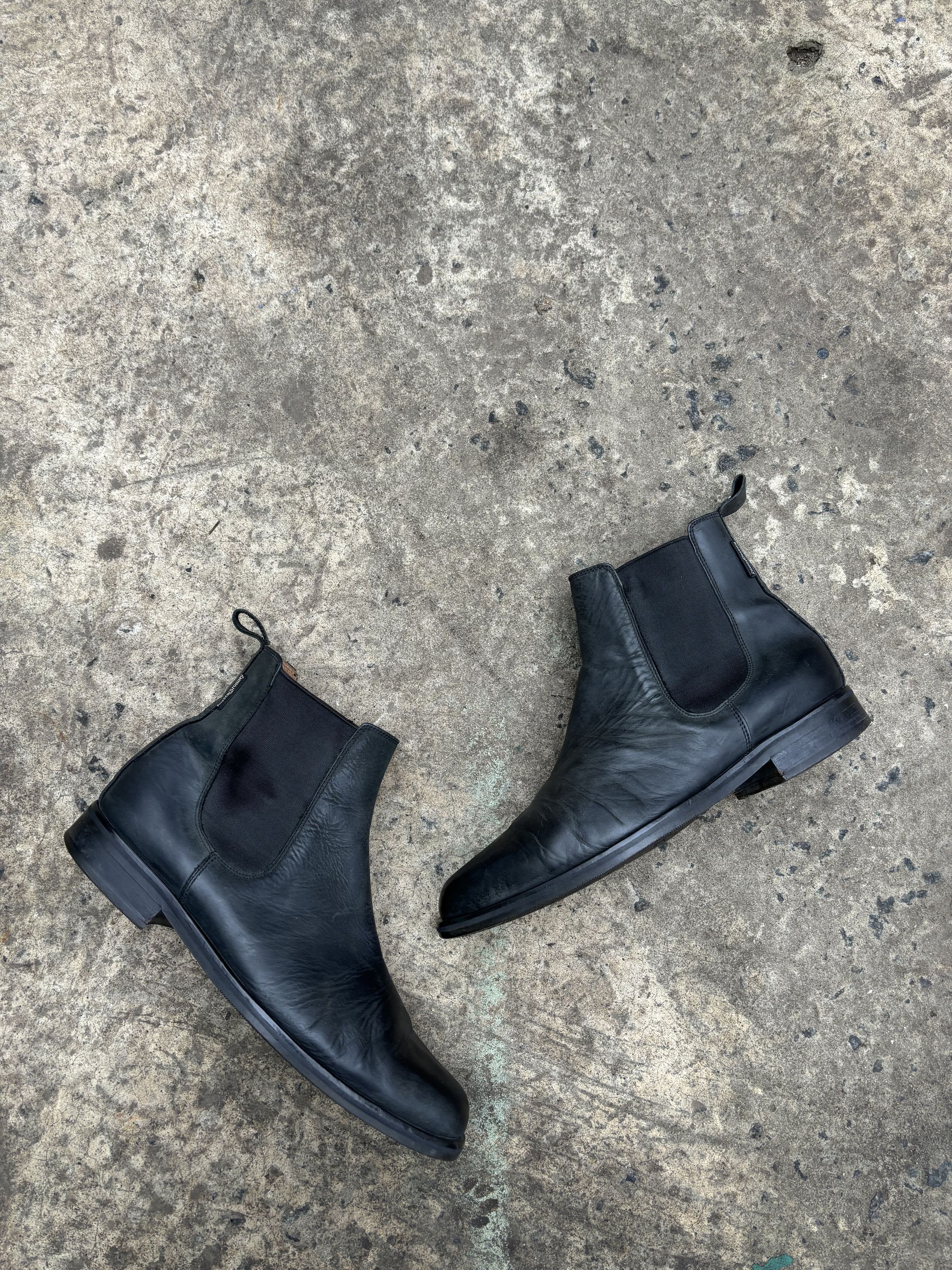 Russell & Bromley Russell Bromley Chelsea Boots Size US 9 / EU 42 - 1 Thumbnail