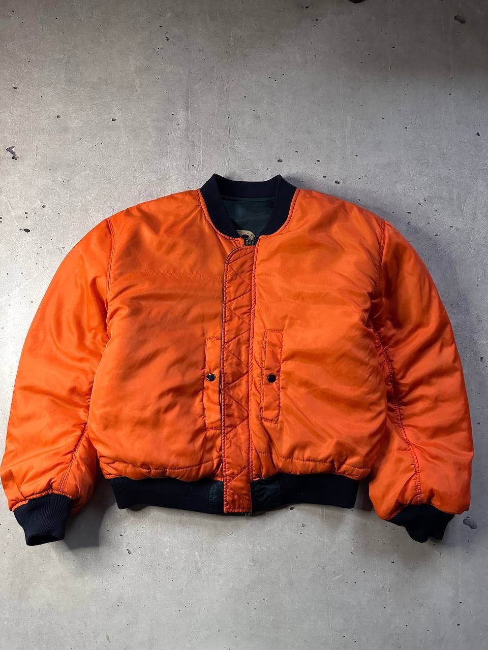 Other Vintage Wilker Industries MA-1 Bomber Jacket USA Patch Y2K Size US XL / EU 56 / 4 - 15 Thumbnail