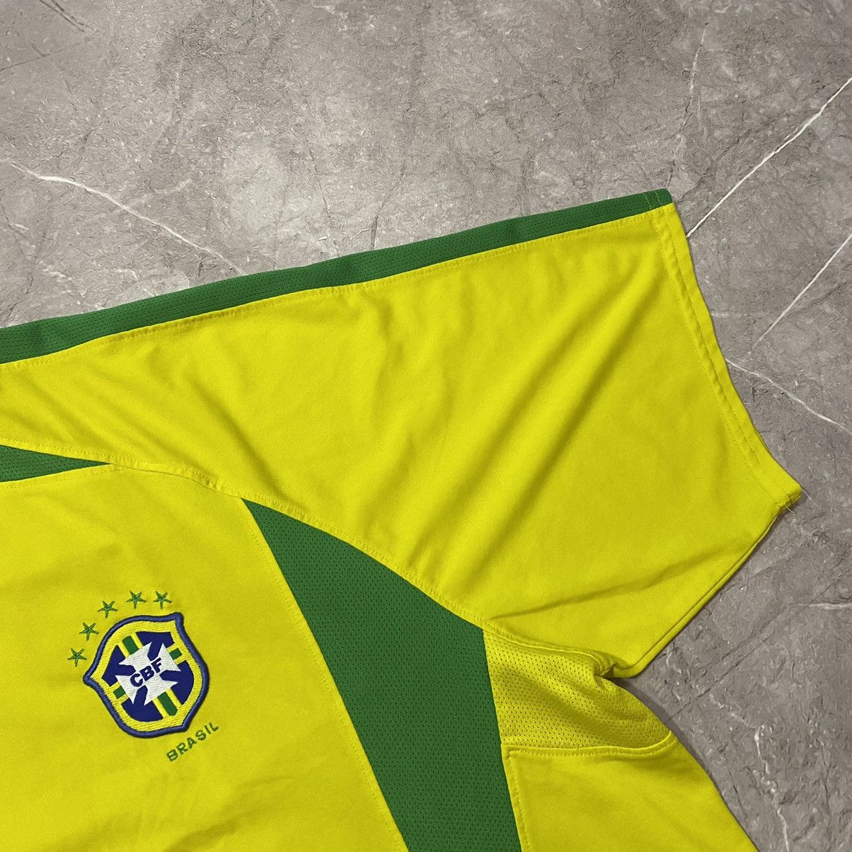 Nike VINTAGE NIKE BRAZIL TEE SOCCER JERSEY 00s Size US XL / EU 56 / 4 - 4 Thumbnail
