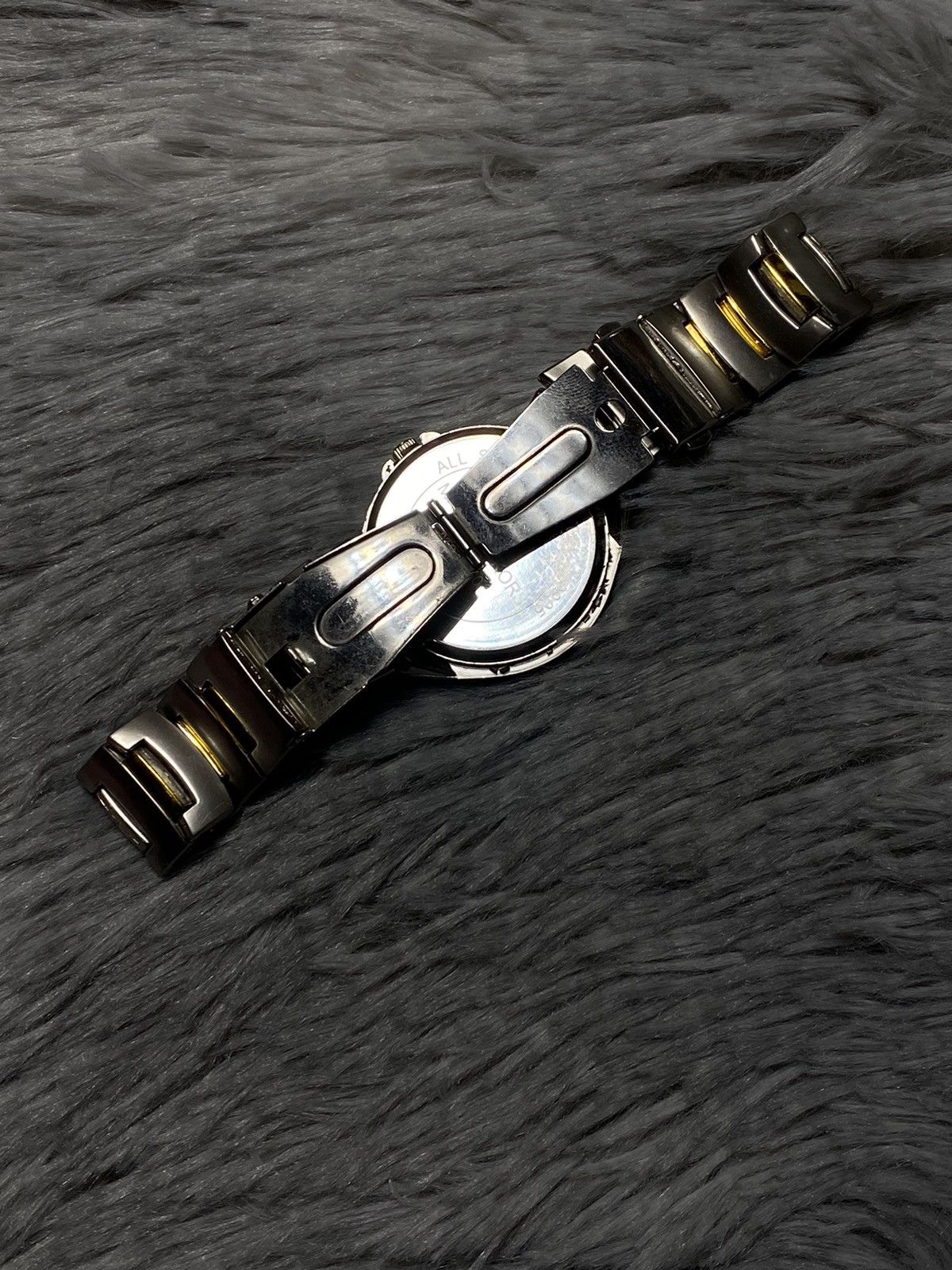 Jewelry Futuristic Quartz Watch with Gold Accents - Japanese Brand Size ONE SIZE - 11 Thumbnail