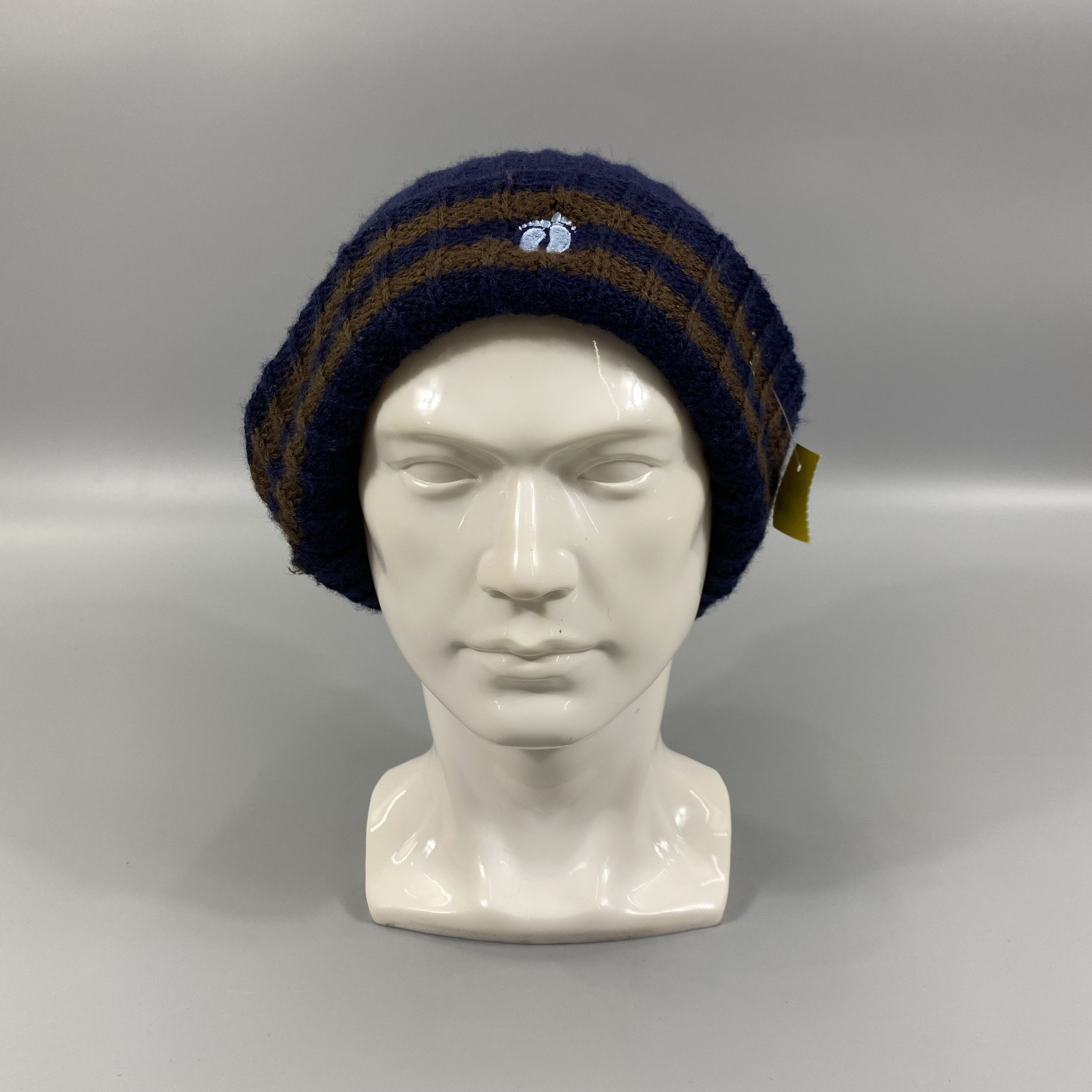 Japanese Brand Hangten Knitted Snow Cao Beanie Hat -BN1030 Size ONE SIZE - 1 Thumbnail