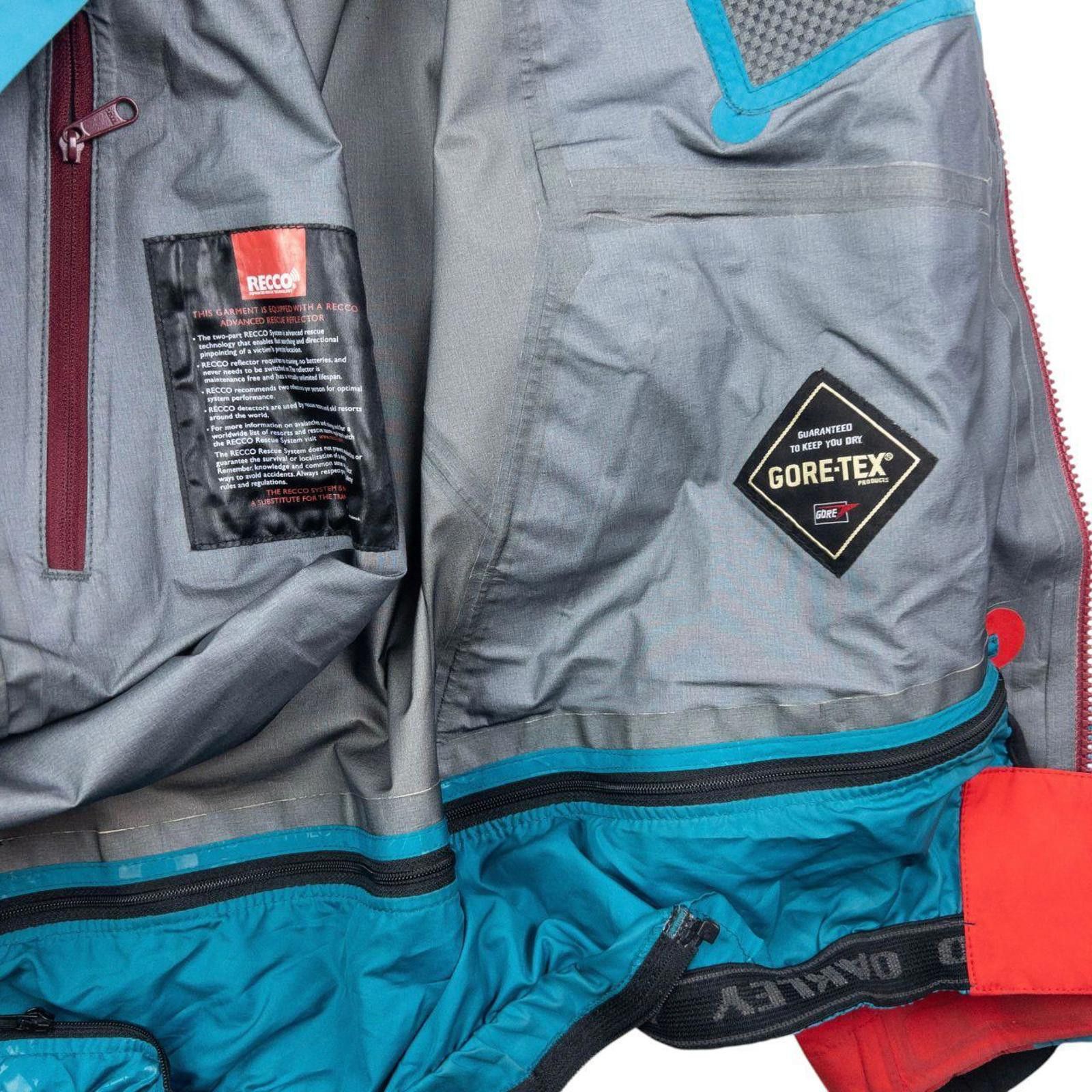 Oakley Vintage Oakley Goretex Pro Snowboarding Jacket Size M Size US M / EU 48-50 / 2 - 5 Thumbnail