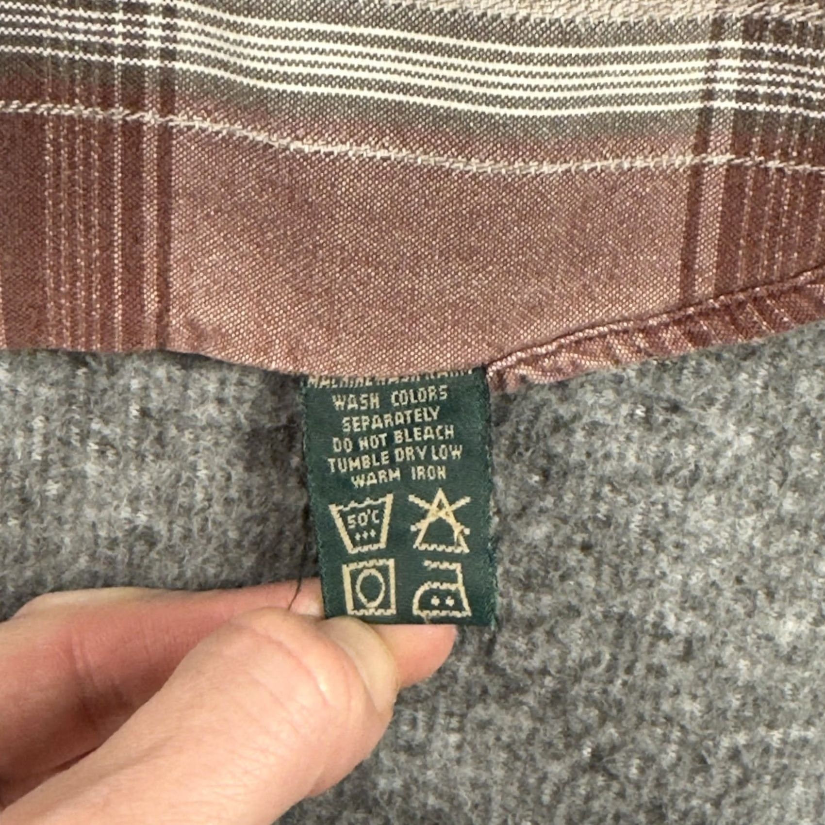 Orvis VINTAGE Orvis Shirt Mens Large Brown Plaid Flannel Button Front Long Sleeve Size US L / EU 52-54 / 3 - 4 Thumbnail