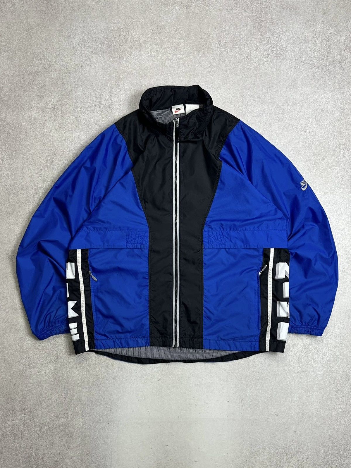 Nike Vintage Nike Nylon Quarter Zip Jacket L Mens Size US L / EU 52-54 / 3 - 1 Thumbnail