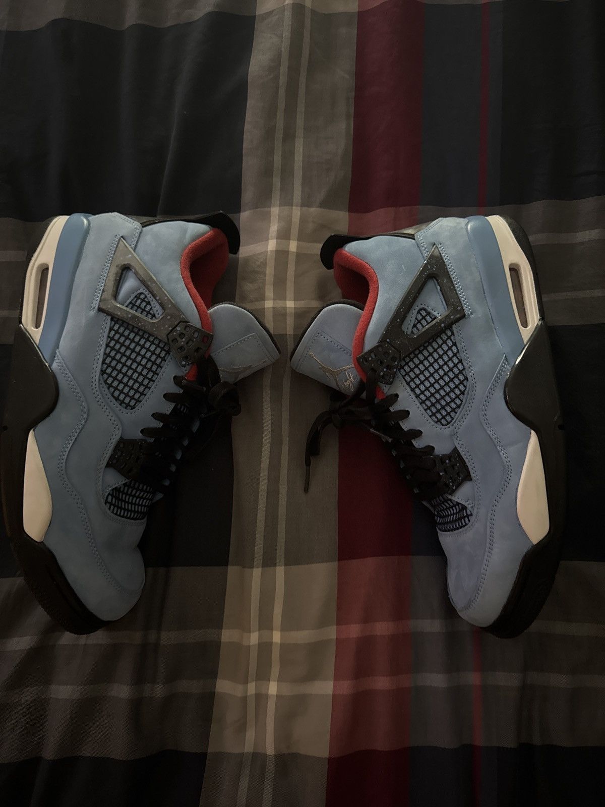 Jordan Brand × Travis Scott Jordan 4 retro travis scott cactus jack Size US 11 / EU 44 - 3 Thumbnail