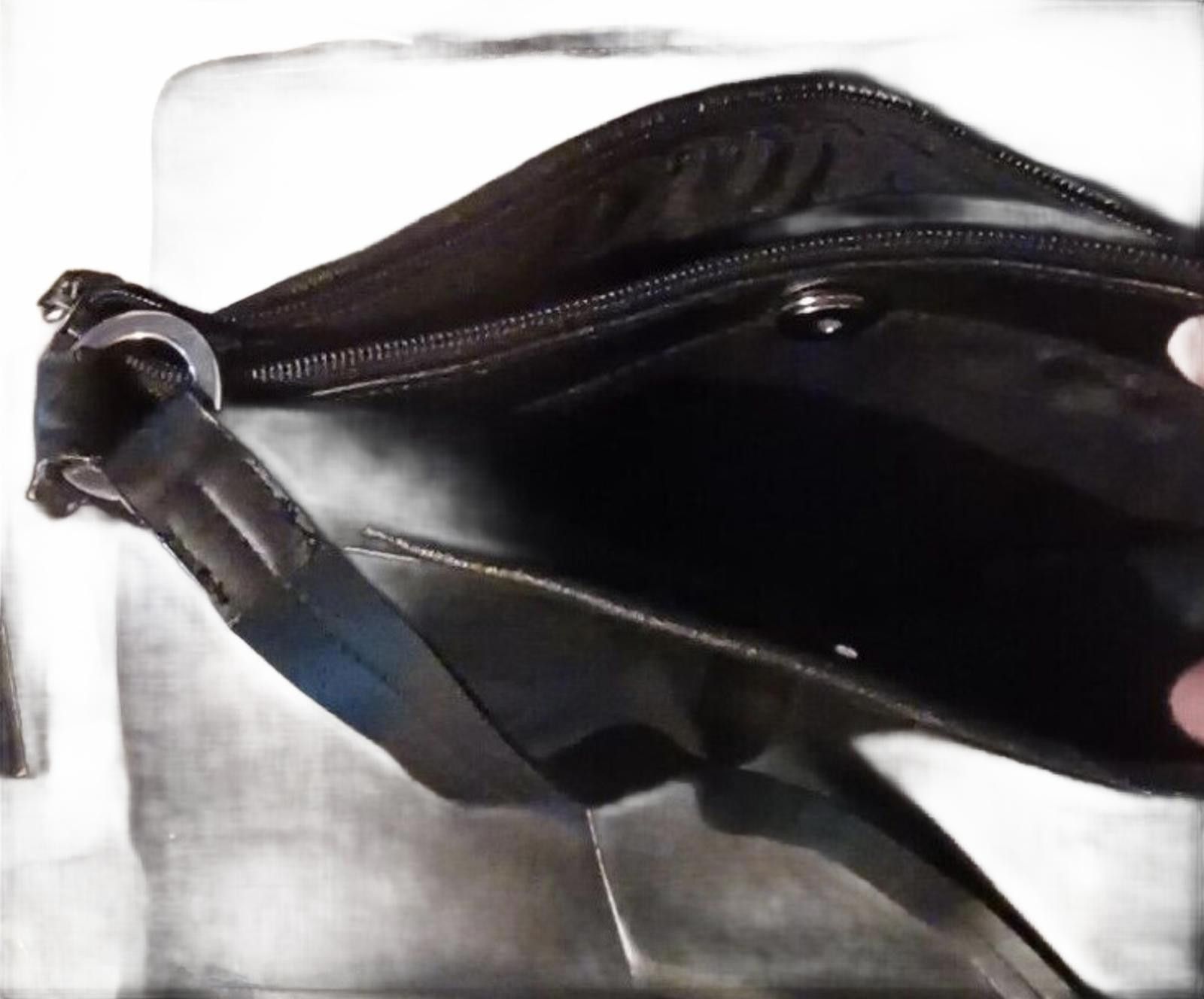 The Unbranded Brand Unbranded Genuine Leather Black Shoulder Bag Adj. Strap Size ONE SIZE - 3 Thumbnail
