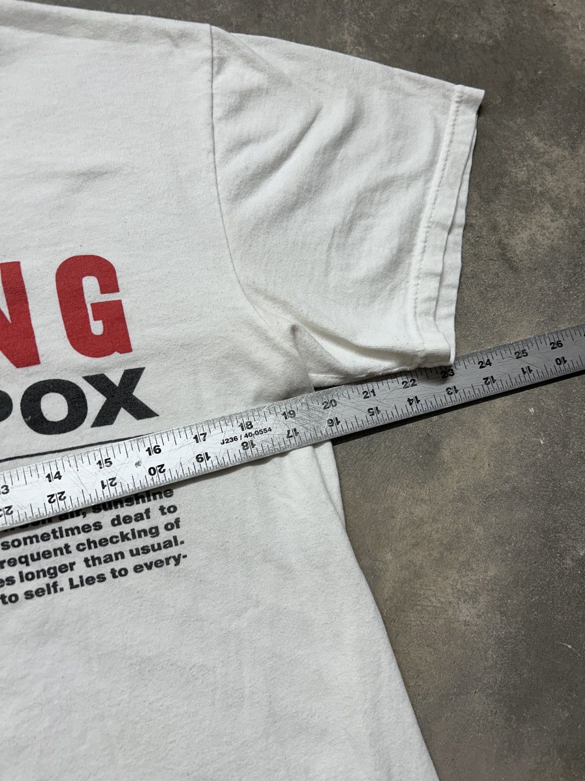 Hanes Vintage Y2K Warning Fishing Pox Humor T-Shirt Size US M / EU 48-50 / 2 - 5 Thumbnail