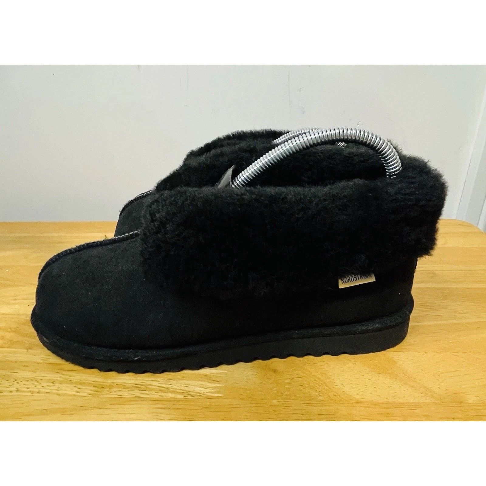 Nordstrom Nordstrom slippers suede black Slip On Ship Skin M 7 And W 8 Size US 7 / EU 40 - 3 Thumbnail