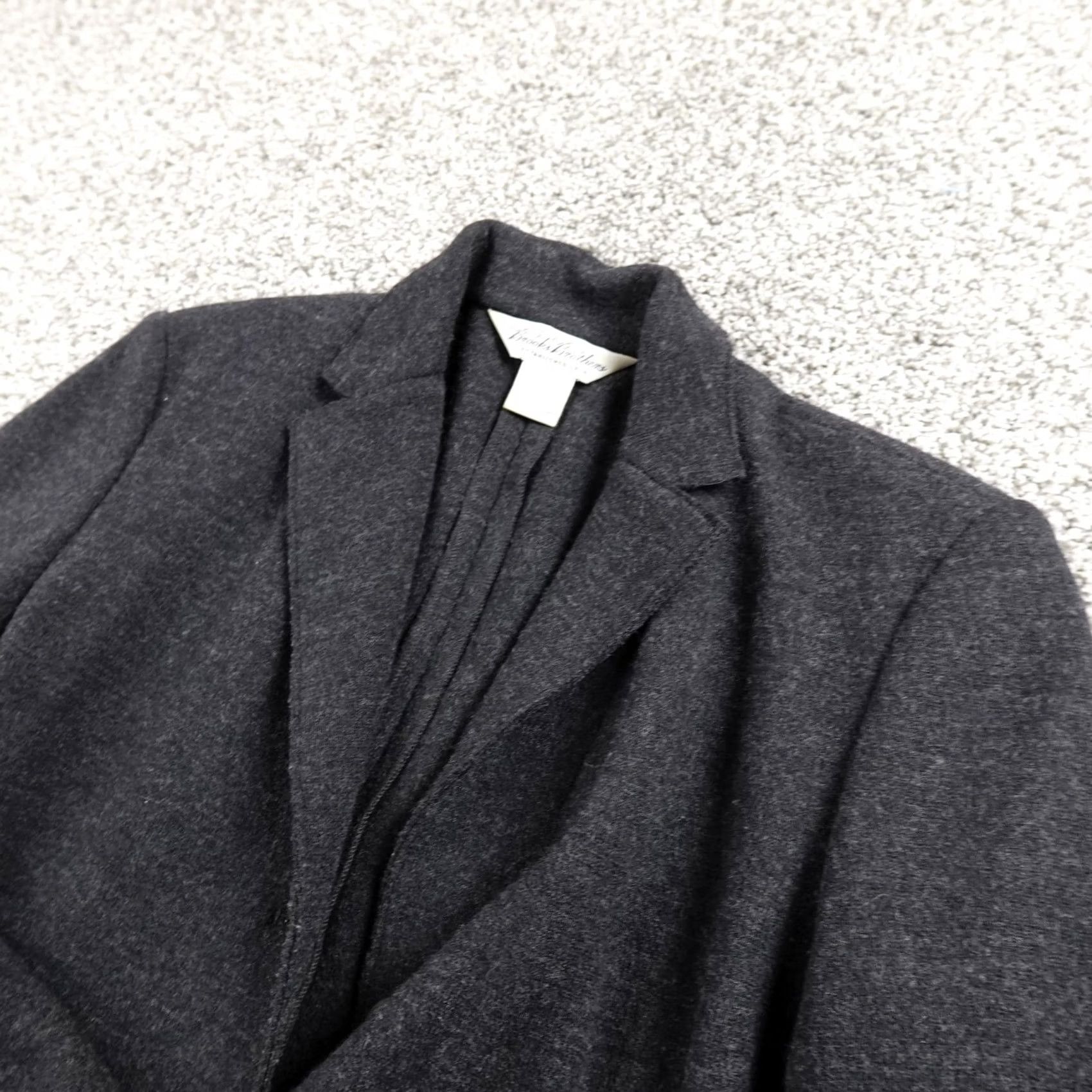 Brooks Brothers VTG Brooks Brothers Blazer Womens 8 Gray Wool Classic Sport Coat Jacket Suit USA Size M / US 6-8 / IT 42-44 - 2 Thumbnail