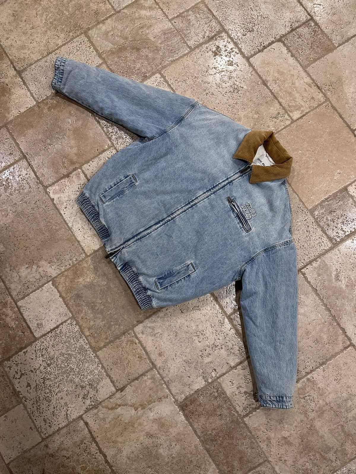 Miu Miu Miu Miu FW24 Corduroy Collar Light Wash Denim Jacket Size US L / EU 52-54 / 3 - 5 Thumbnail