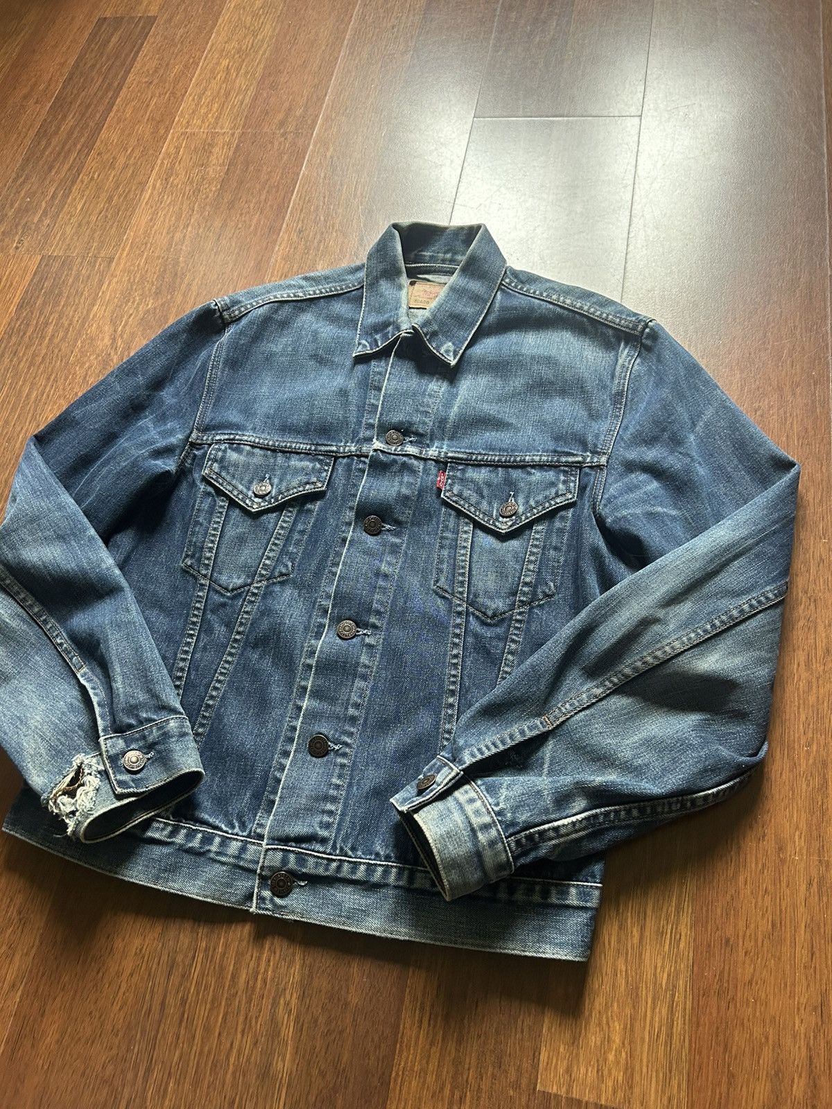 Levi's Vintage Levis 90s Faded Denim Jacket Streetwear Y2K Men’s Size US L / EU 52-54 / 3 - 4 Thumbnail