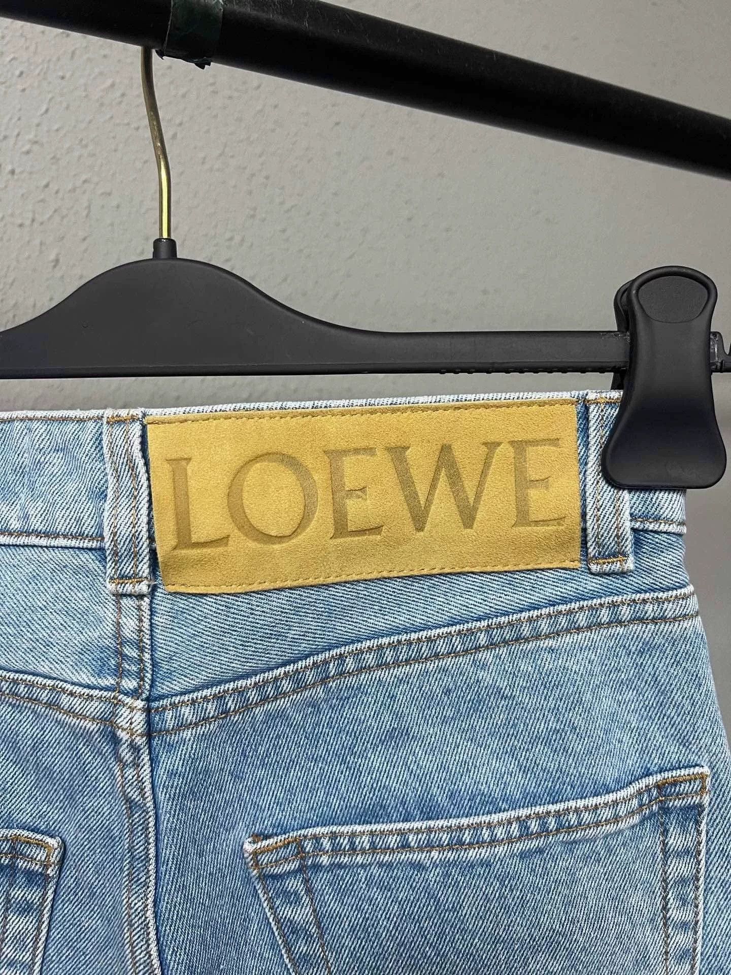 Loewe Loewe Washed Blue Back Leather Patch Jeans Size US 34 / EU 50 - 3 Thumbnail