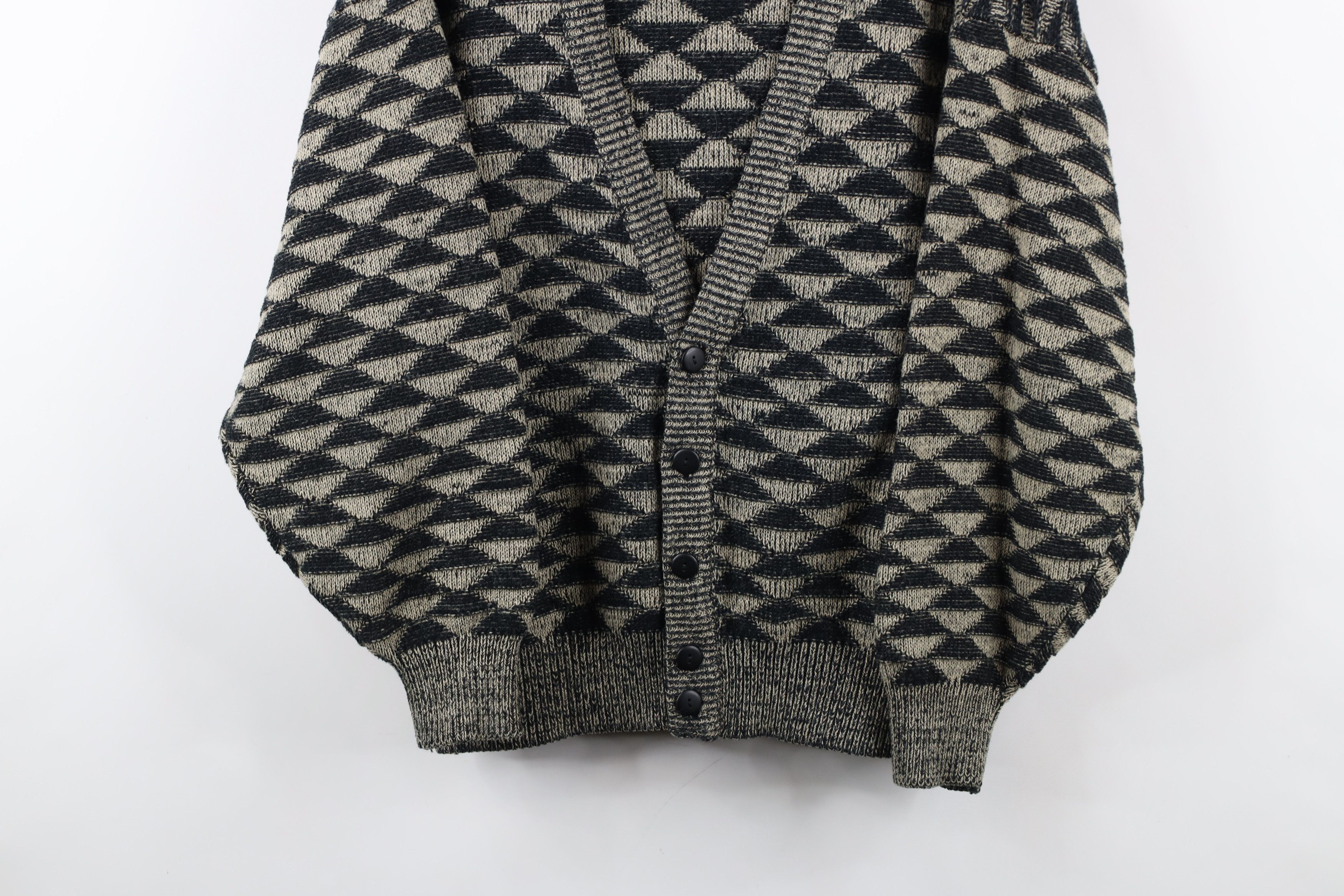 Vintage Vintage 90s Streetwear Geometric Triangle Cardigan Sweater Size US S / EU 44-46 / 1 - 3 Thumbnail