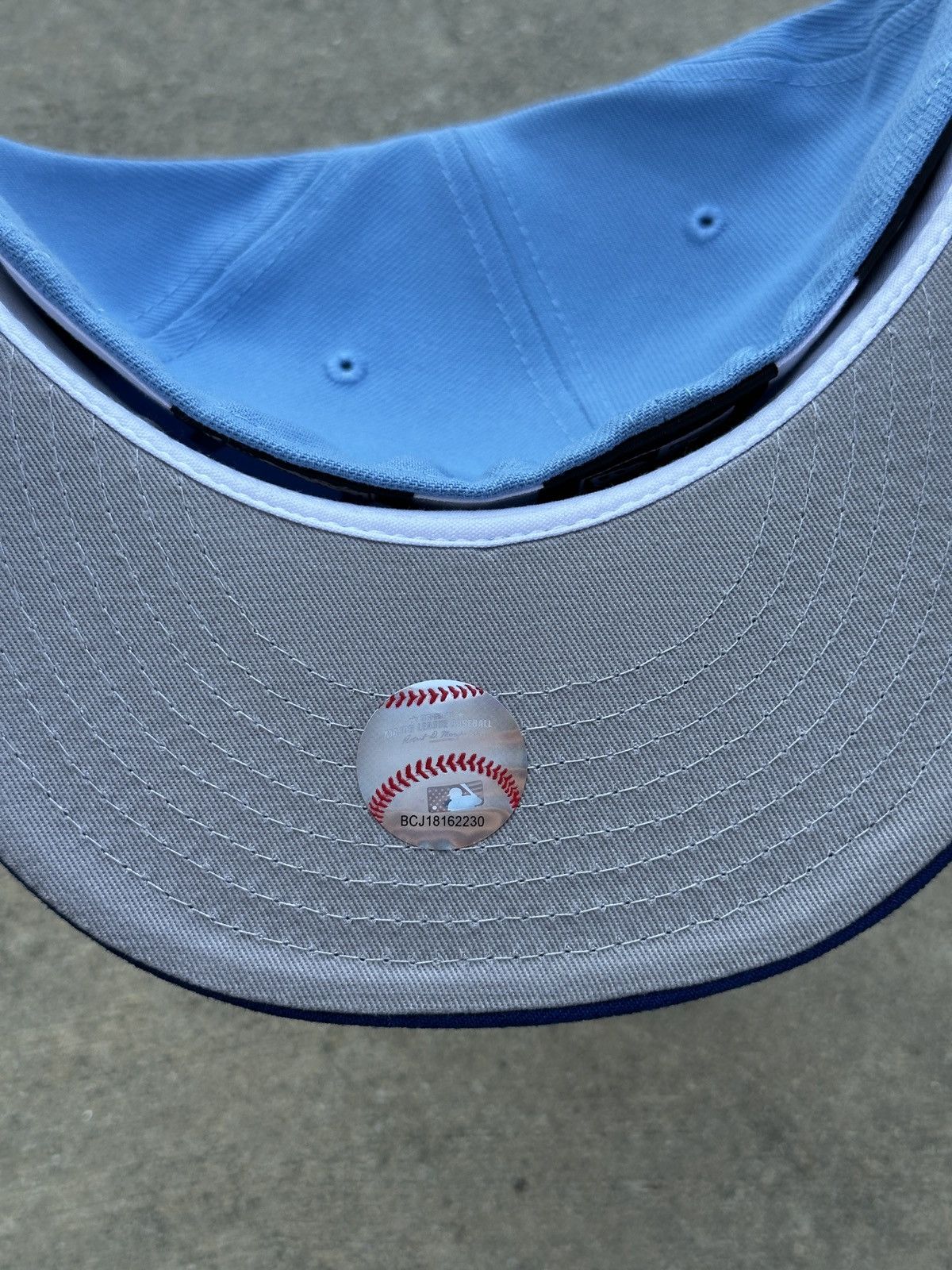 MLB × New Era New York Yankees Two Tone Fitted Hat 7 1/4 95 North NY Size ONE SIZE - 3 Thumbnail