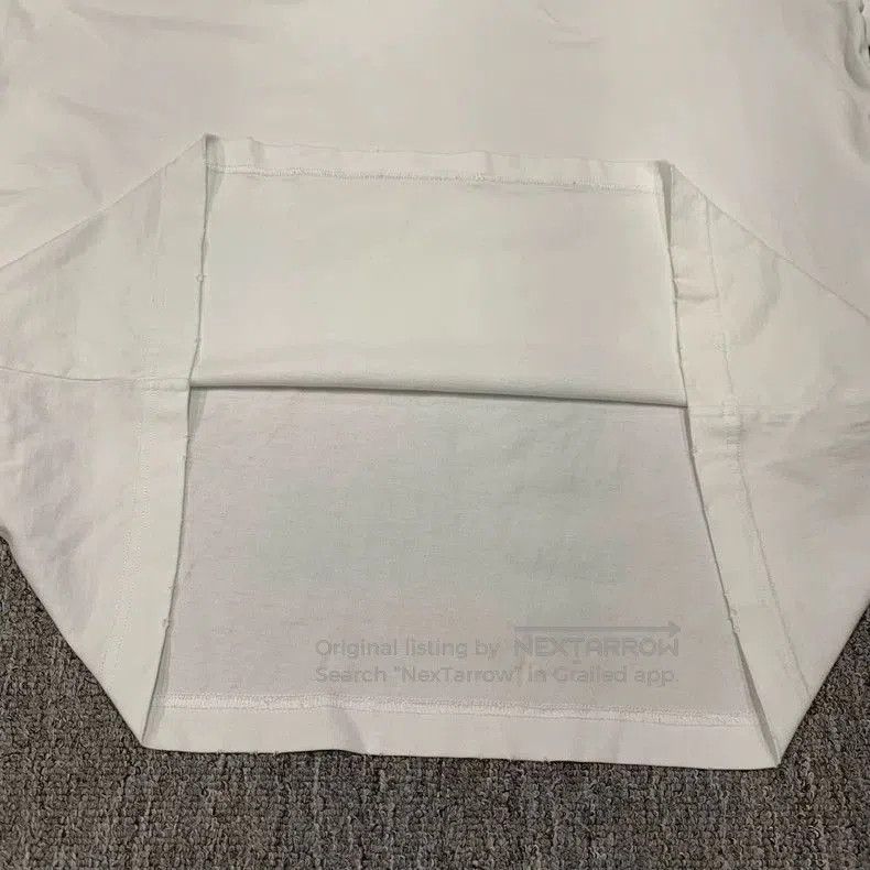 Balenciaga Balenciaga White Distressed Logo T-Shirt. Size US XS / EU 42 / 0 - 7 Thumbnail
