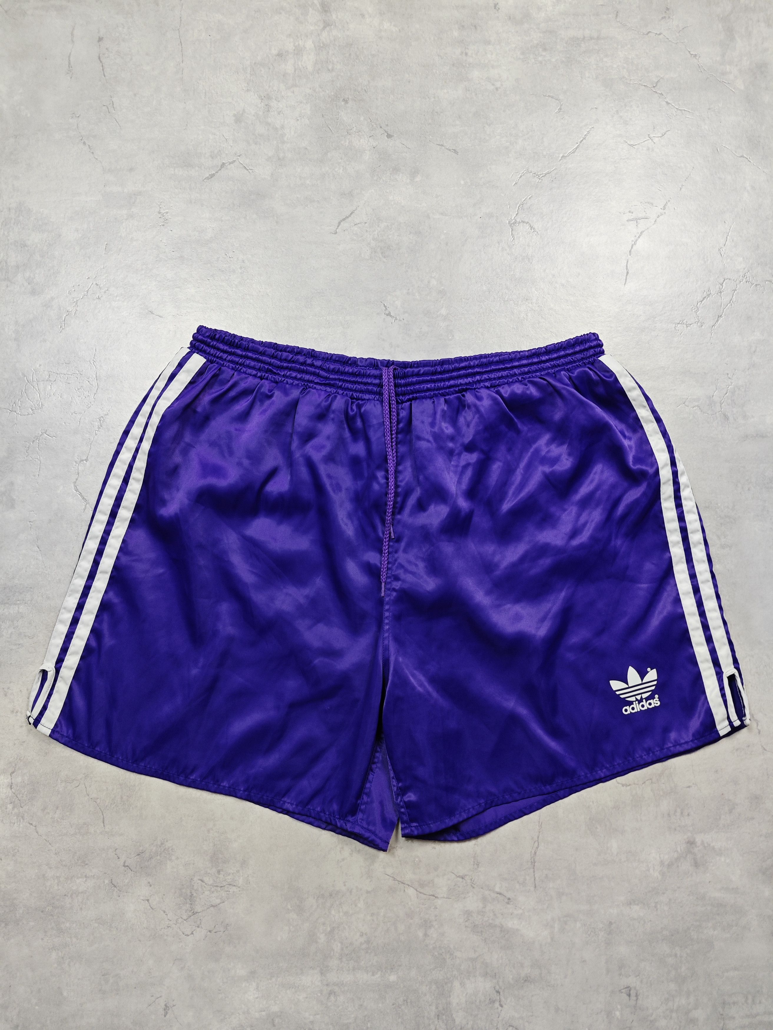 Adidas Adidas Vintage Football Shorts Size US 36 / EU 52 - 1 Thumbnail