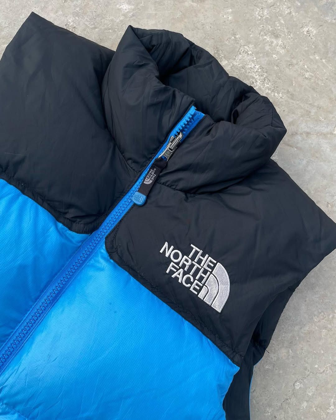 The North Face Vintage TNF 700 Nuptse Down Sleeveless Puffer Jacket Size US S / EU 44-46 / 1 - 6 Thumbnail