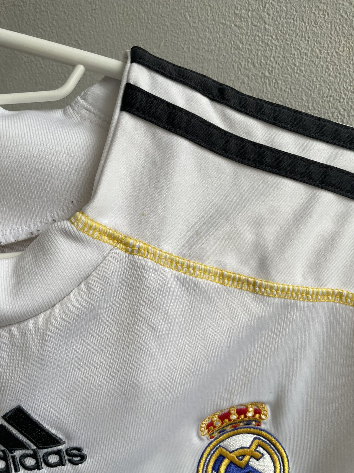 Adidas Real Madrid 2009 2010 Home Football Jersey Soccer Shirt Size US M / EU 48-50 / 2 - 12 Thumbnail