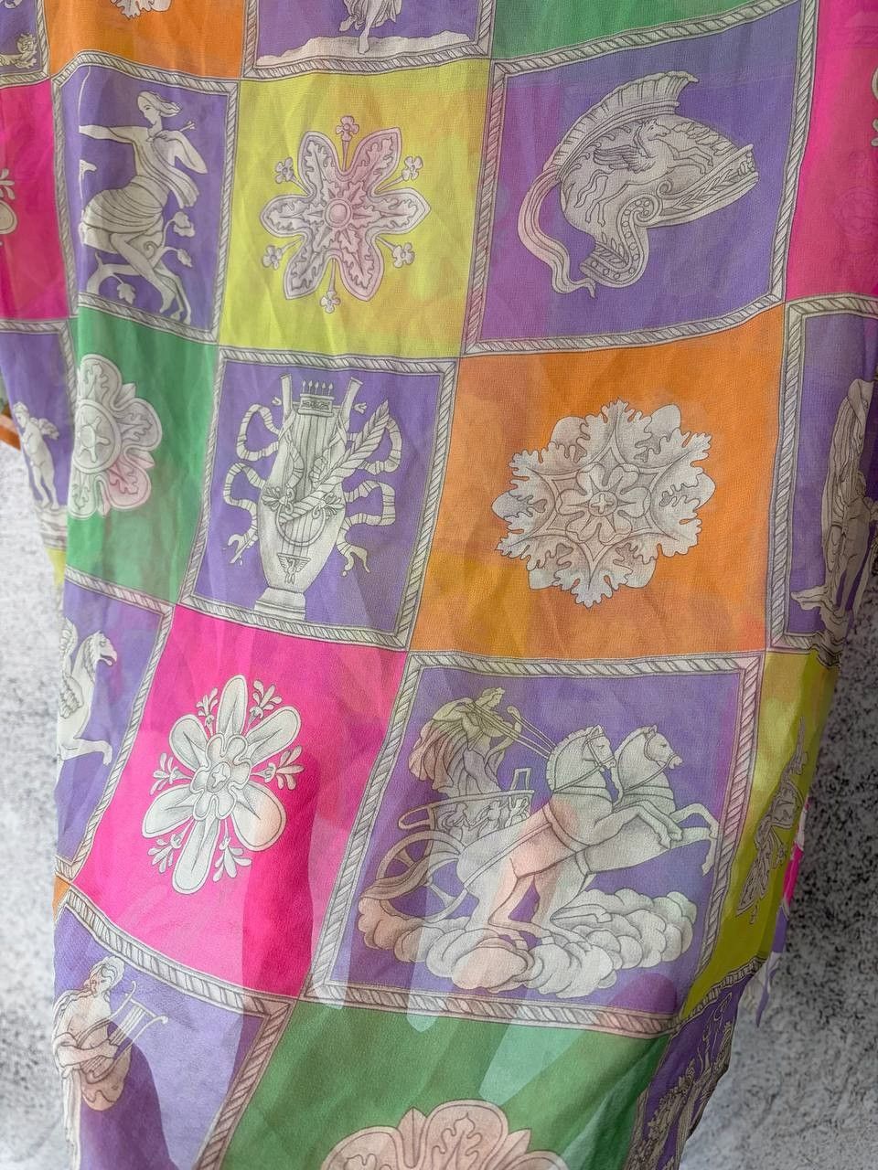 Sportmax Vintage Sportmax Max Mara Silk Greek Mythology Print Blouse Size L / US 10 / IT 46 - 8 Thumbnail