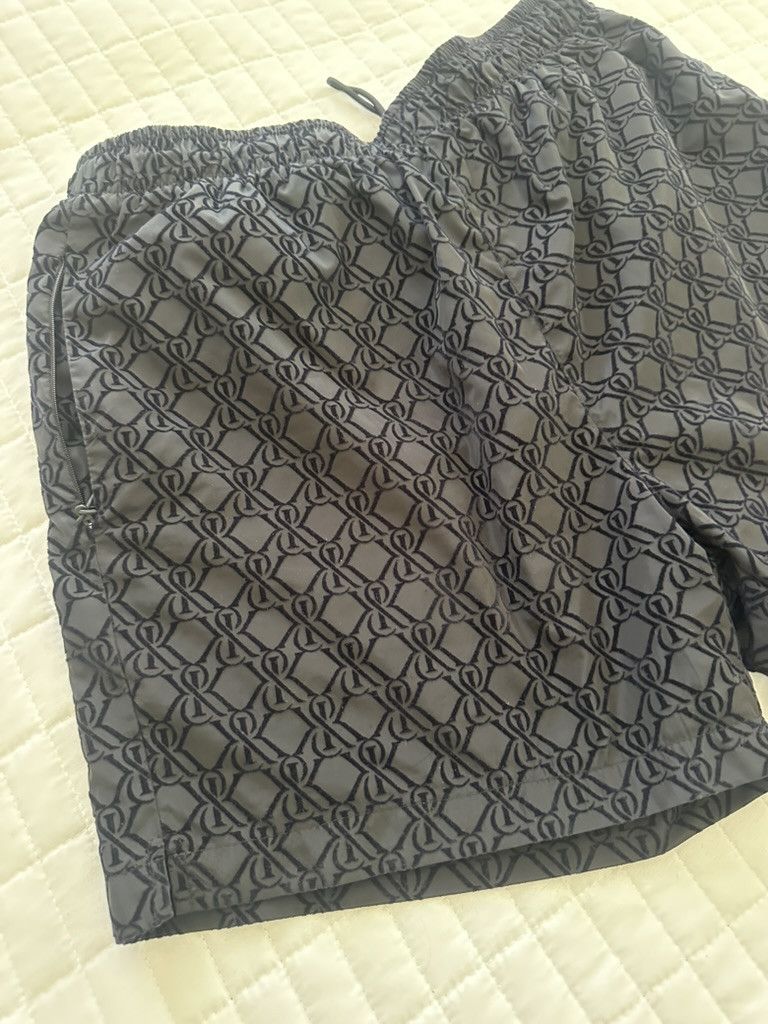 Kith Kith Flocked Monogram Mason Short in Nocturnal Size US 32 / EU 48 - 2 Thumbnail