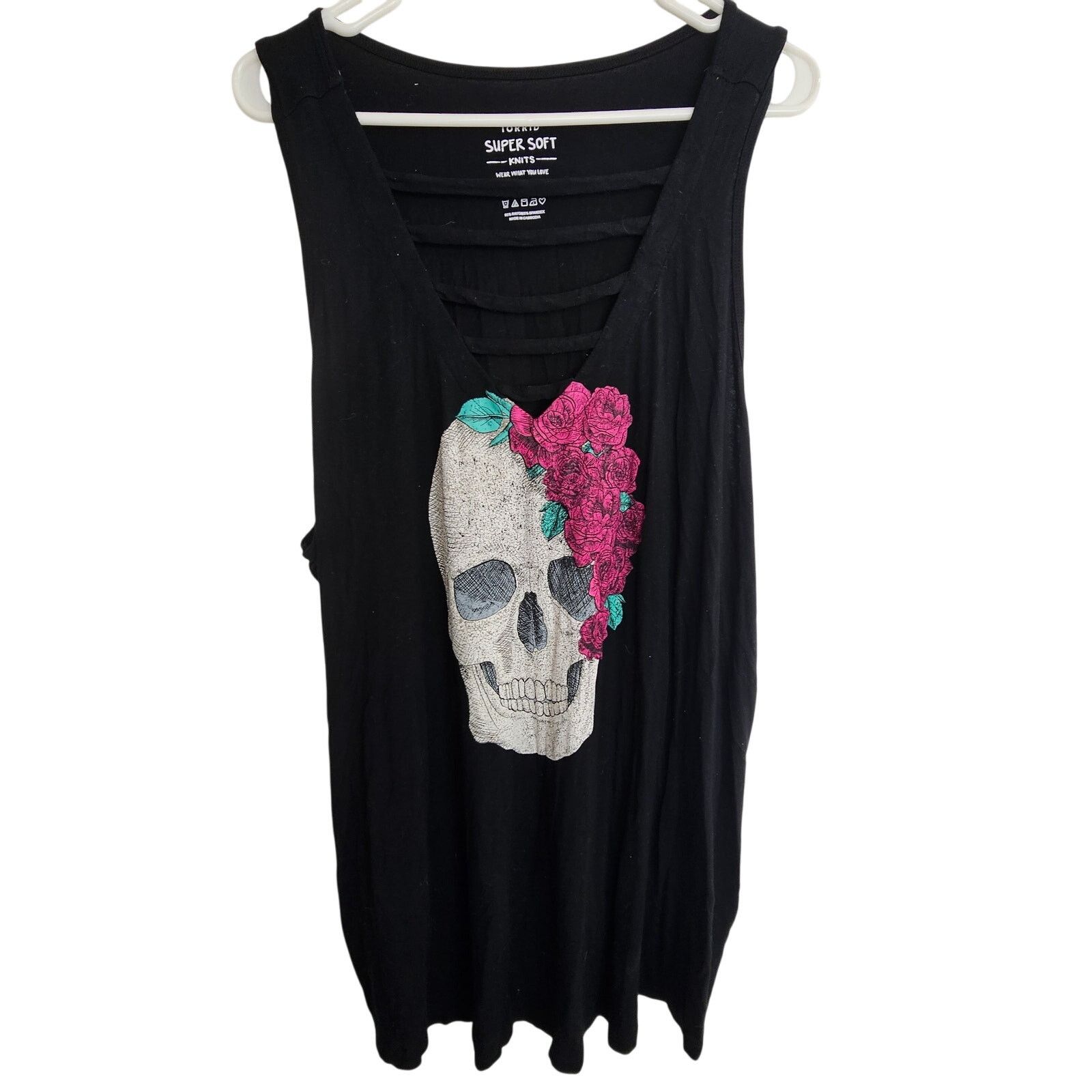 Torrid Torrid Super Soft Knit Skull Roses Tank Size 3X Halloween Size 3XL / US 20-22 - 1 Thumbnail