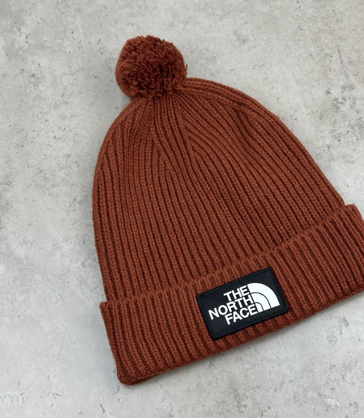 The North Face The North Face Ribbed Knit Beanie Hat Burnt Orange Pom Pom Size ONE SIZE - 3 Thumbnail