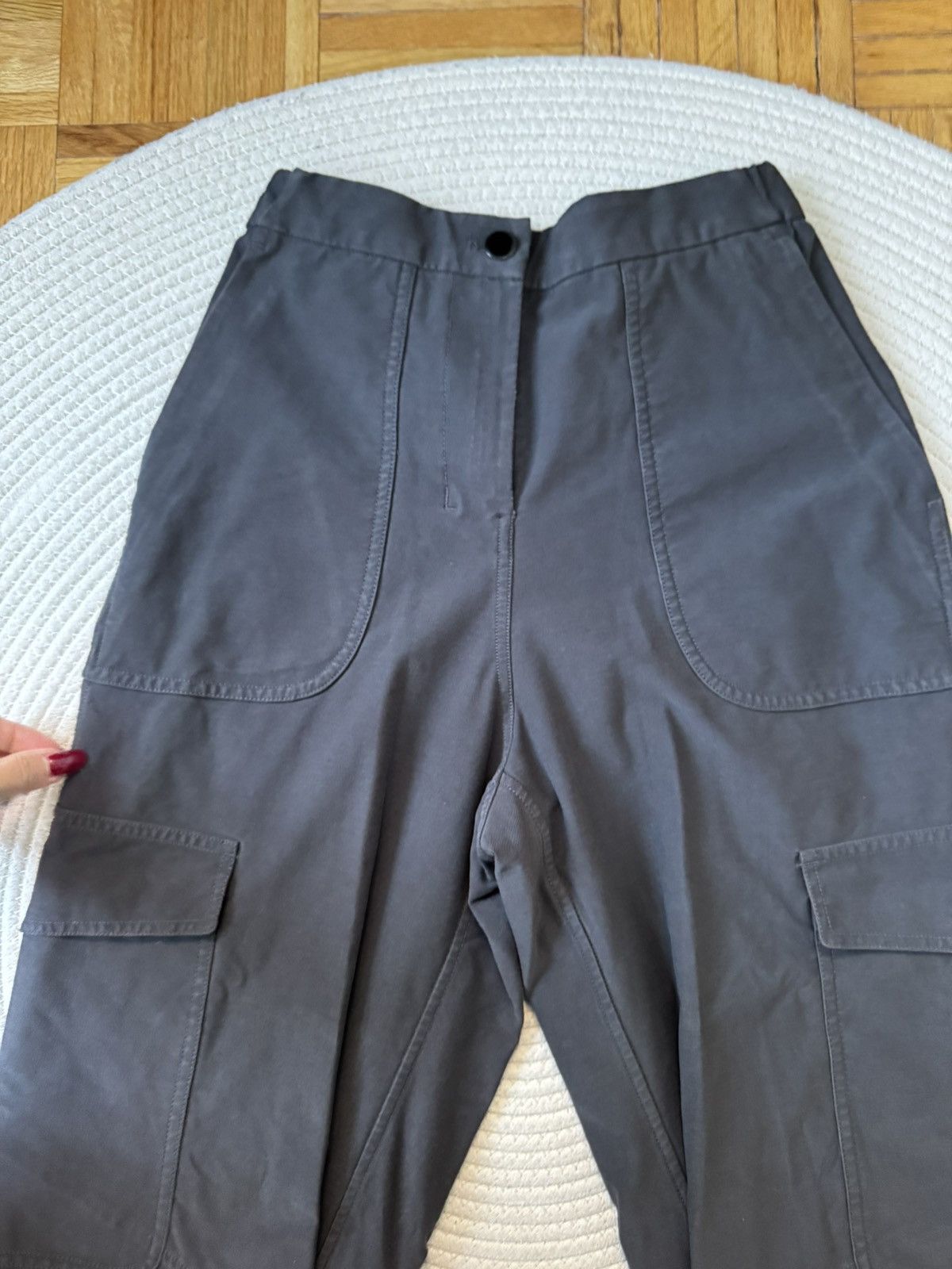 Lululemon Lululemon Cargo Pants size 25 Size 25" / US 0 / IT 36 - 2 Thumbnail