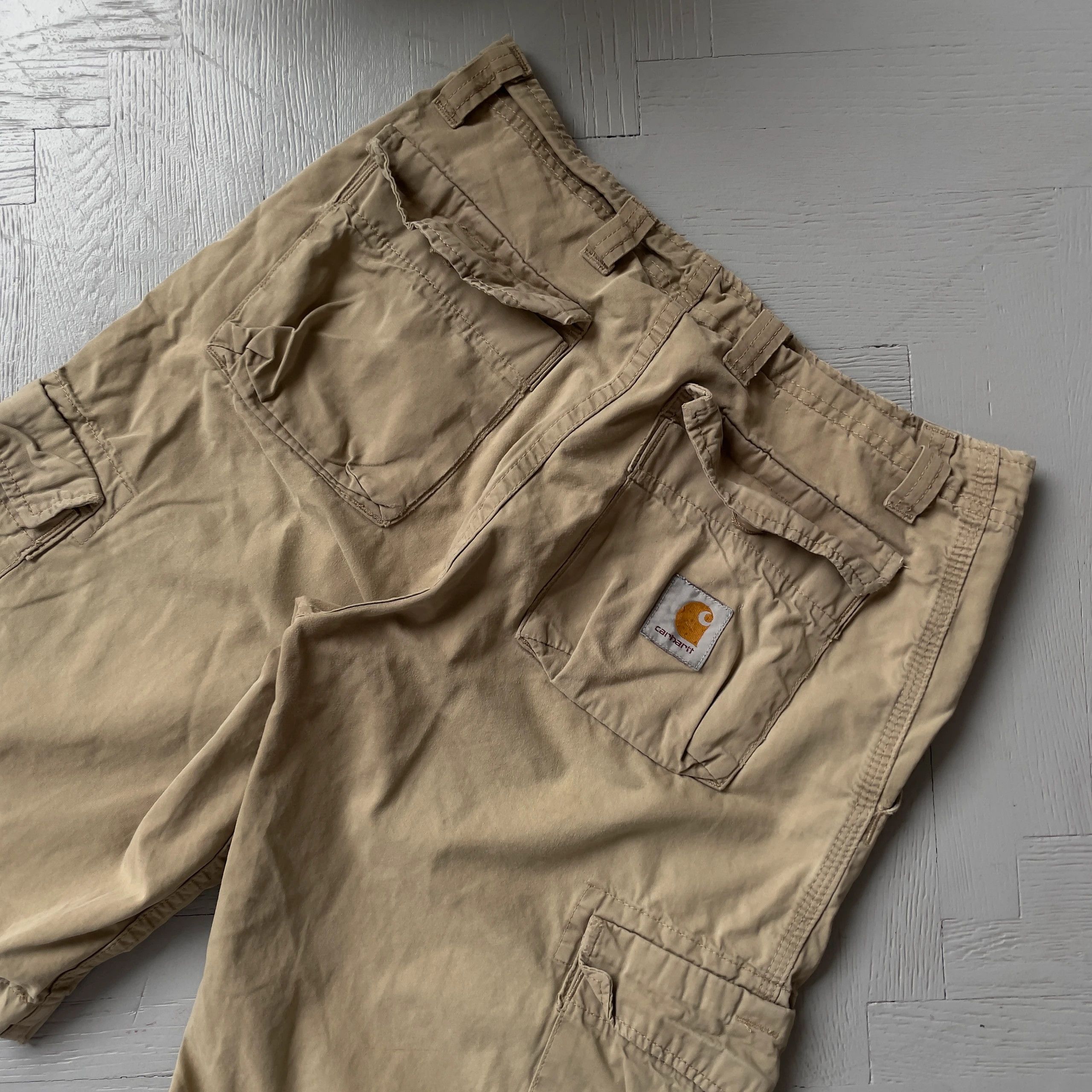 Carhartt Carhartt Thrift Cargo Bermuda Shorts Size US 27 - 5 Thumbnail
