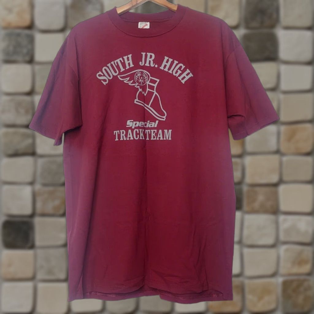 Jerzees VINTAGE Jerzees South Jr High Special Olympics Track Team Shirt XL Maroon Crew Neck Short Sleeve T-Shirt Men Sports Team Modern Athletic Nike? Size US XL / EU 56 / 4 - 1 Thumbnail