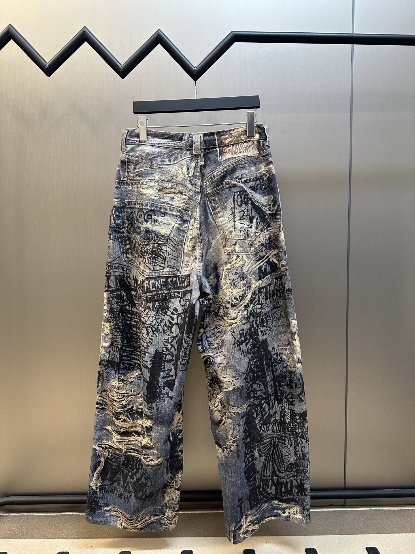 Dolce & Gabbana × Vintage Micro horn trendy jeans, light luxury jeans Size US 36 / EU 52 - 9 Thumbnail