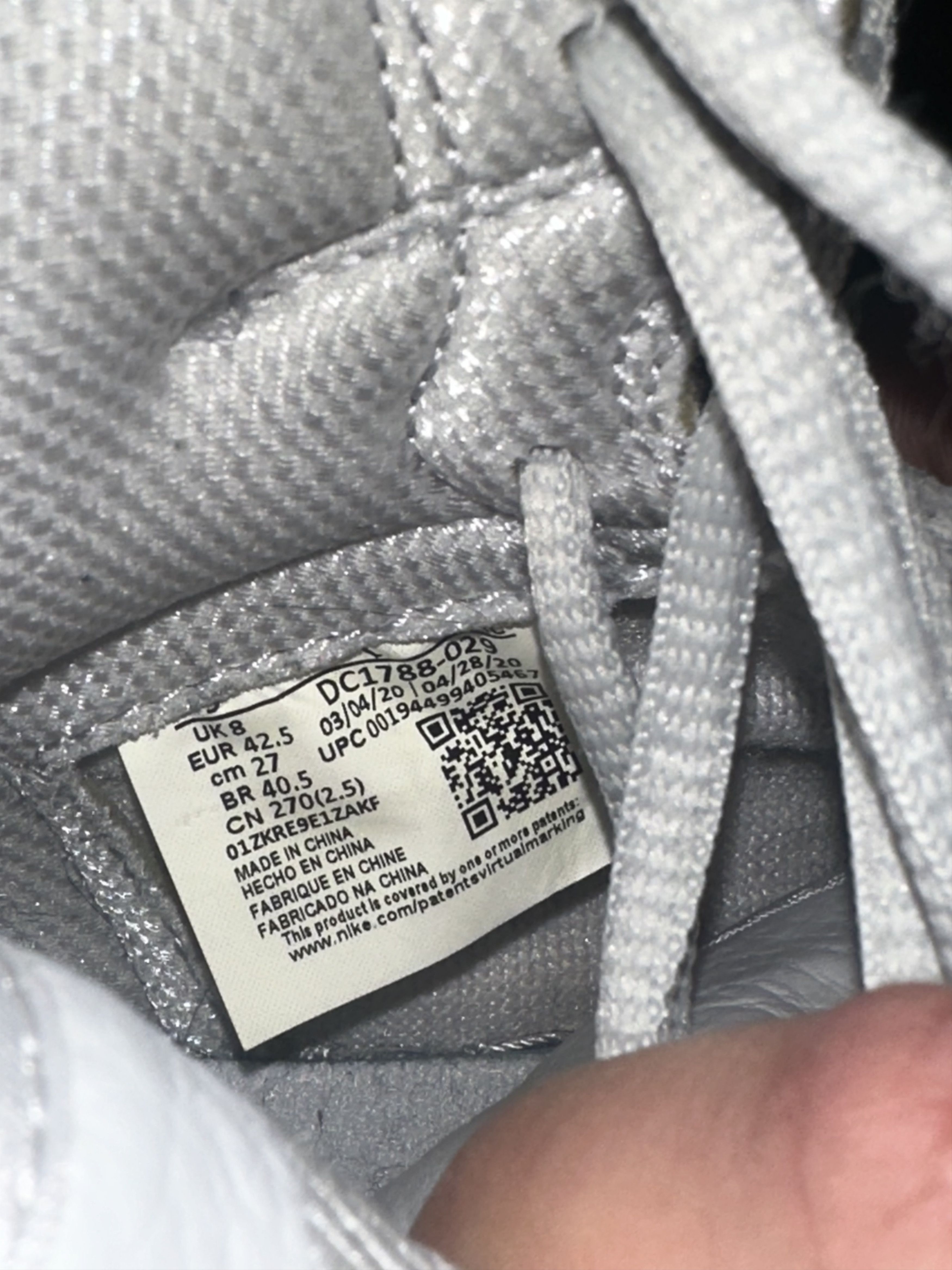 Nike Nike Air Jordan 1 AJ1 Retro High COJP Tokyo US9 Silver Grey Size US 9 / EU 42 - 6 Thumbnail