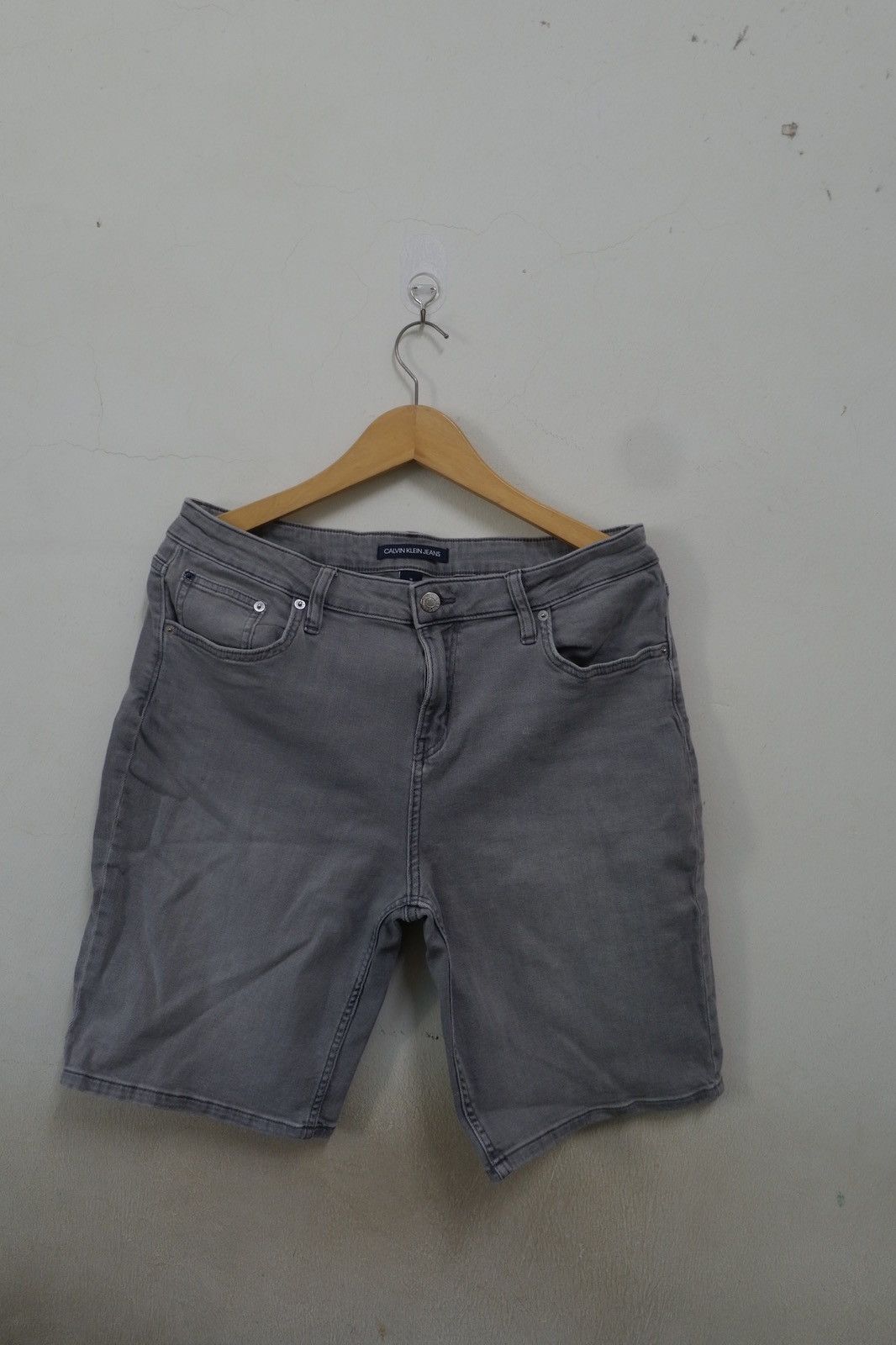 Calvin Klein × Vintage Vintage Calvin Klein Short Jeans Size US 32 / EU 48 - 1 Thumbnail
