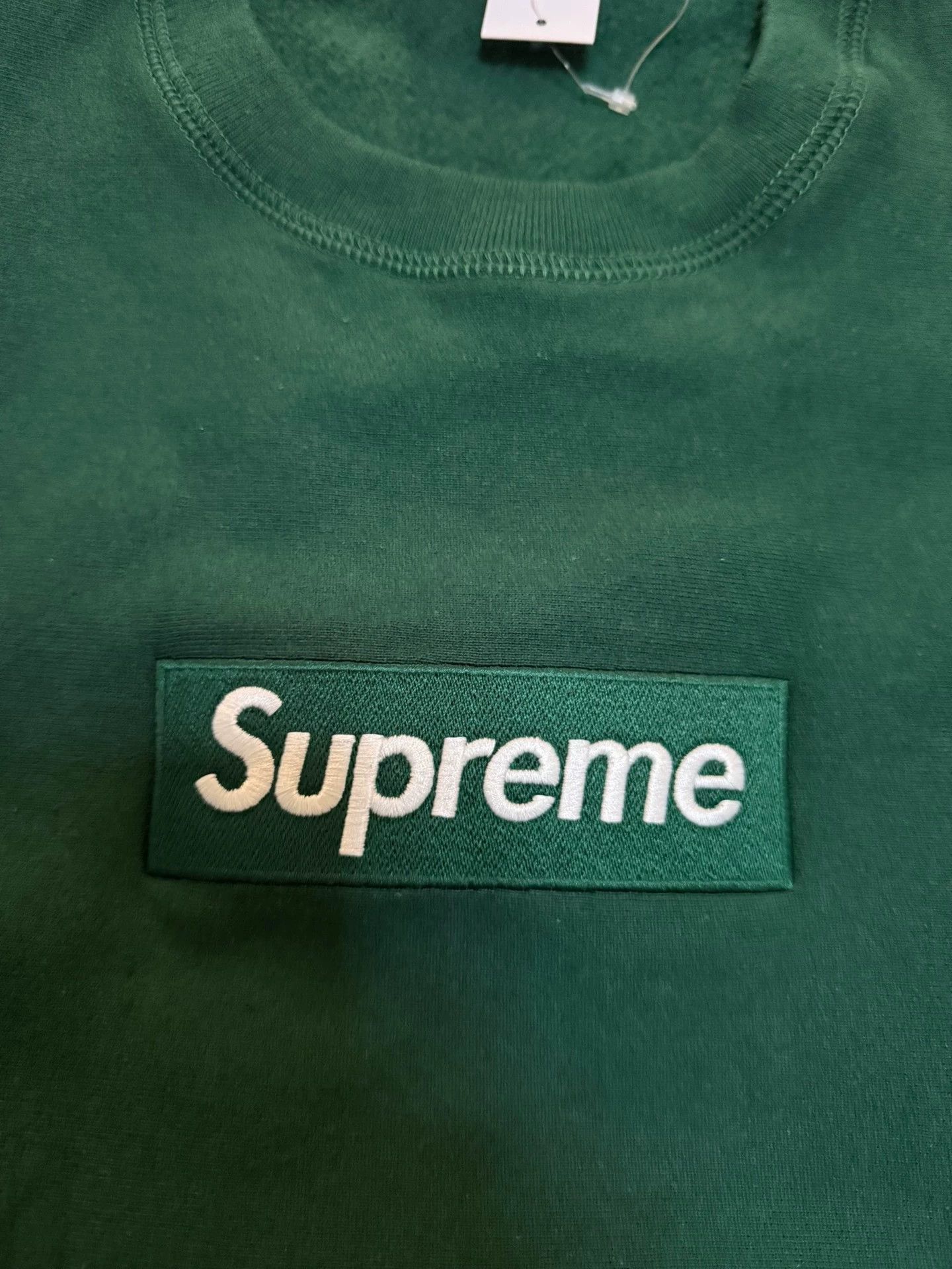 Supreme Supreme FW18 Grass Green Box Logo Crewneck S Size US S / EU 44-46 / 1 - 5 Thumbnail