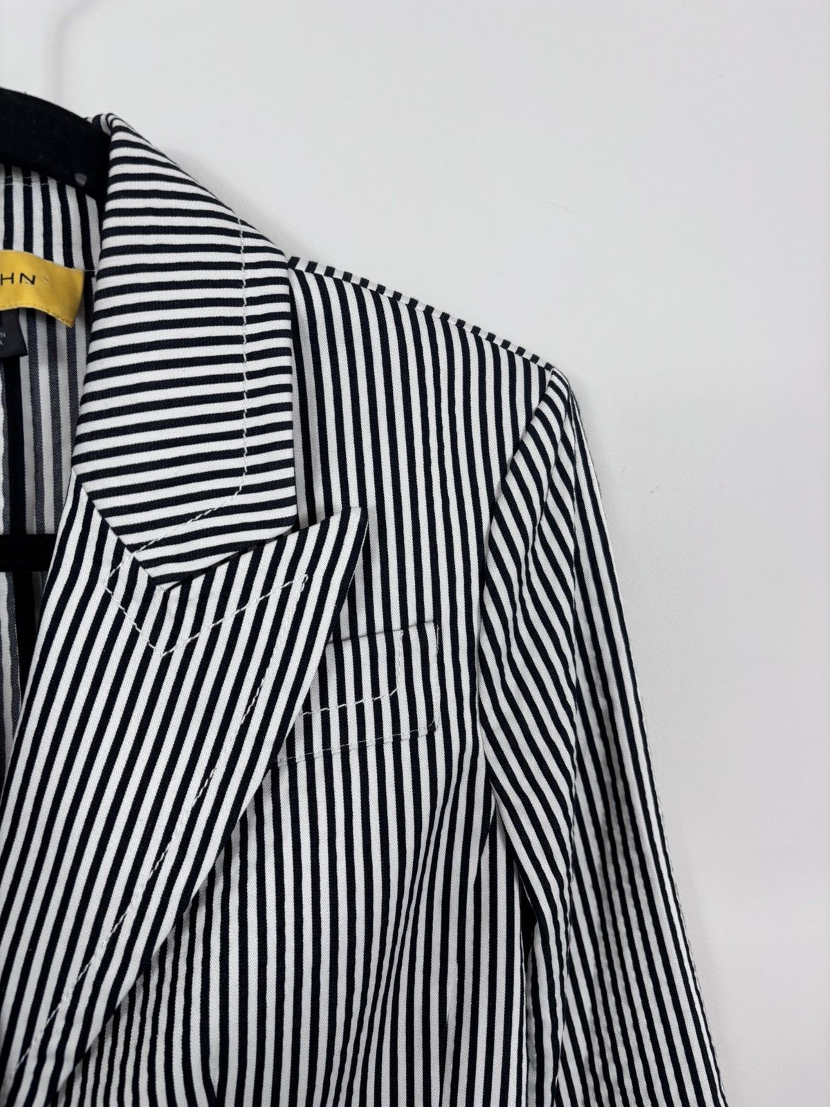 St. John St. John Women’s White/Black Striped Blazer Jacket Size S / US 4 / IT 40 - 4 Thumbnail