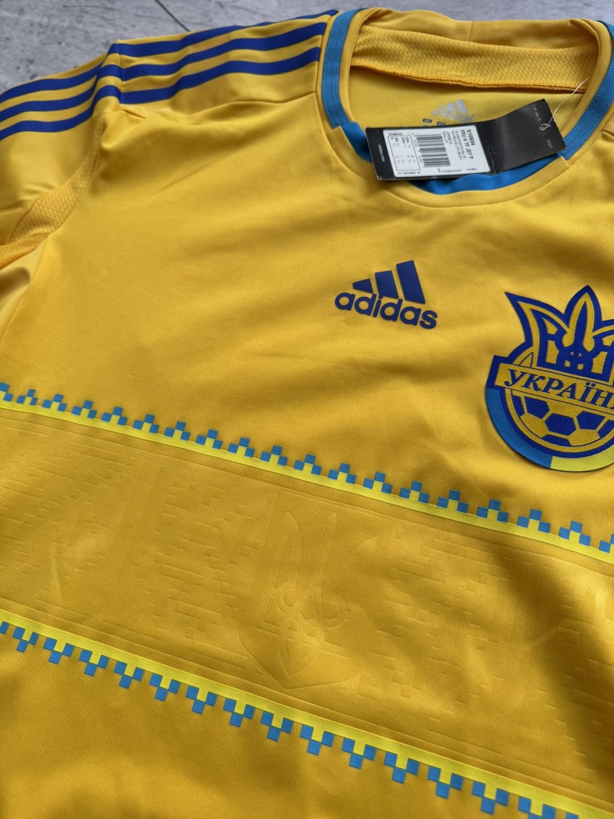 Other 🇺🇦Ukraine Jersey NWT NEW tee Football Rare Mydrik Style Size US L / EU 52-54 / 3 - 6 Thumbnail