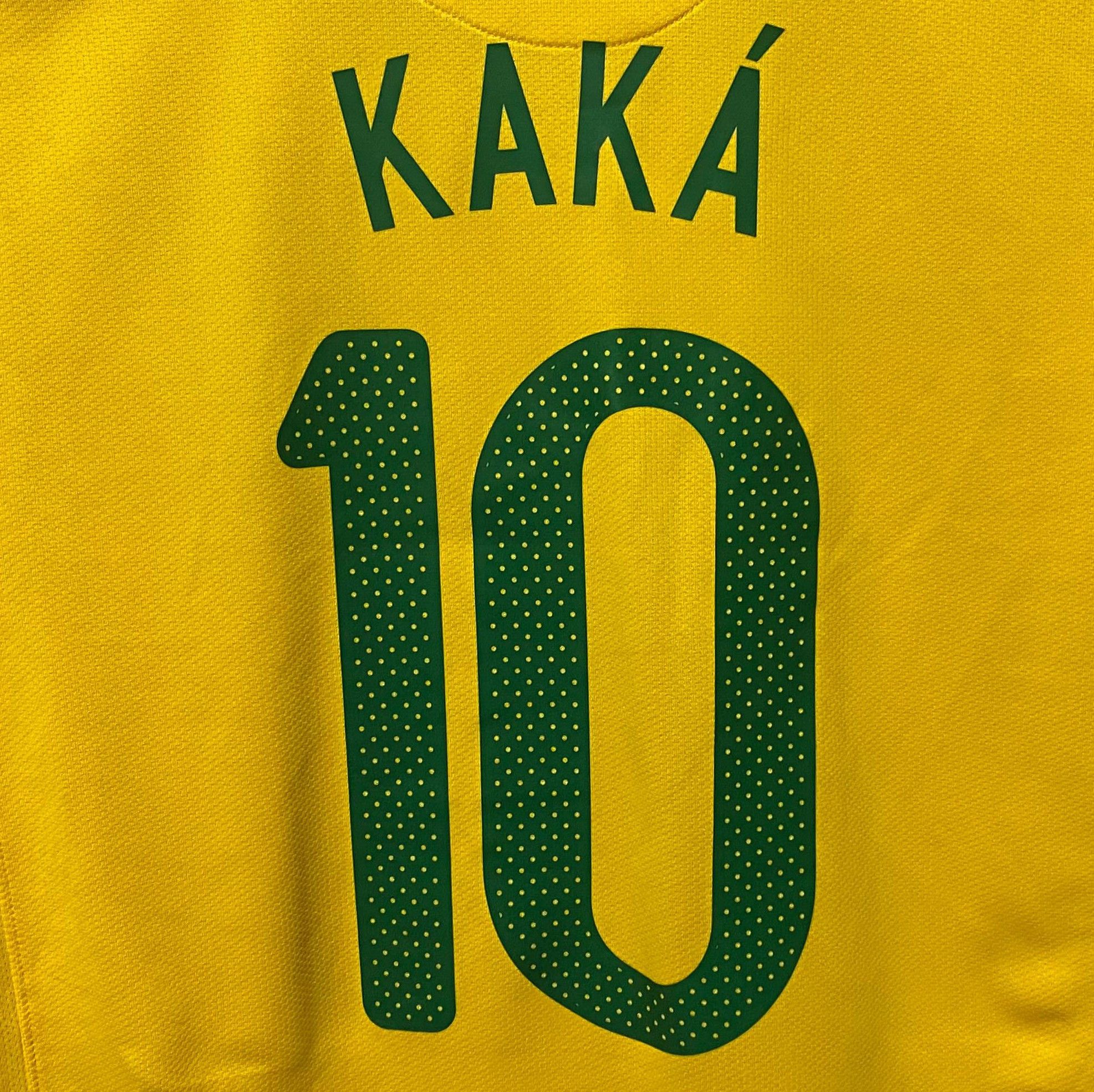 Nike Brazil World Cup 2010 Home Jersey Ricardo Kaká Size US M / EU 48-50 / 2 - 4 Thumbnail