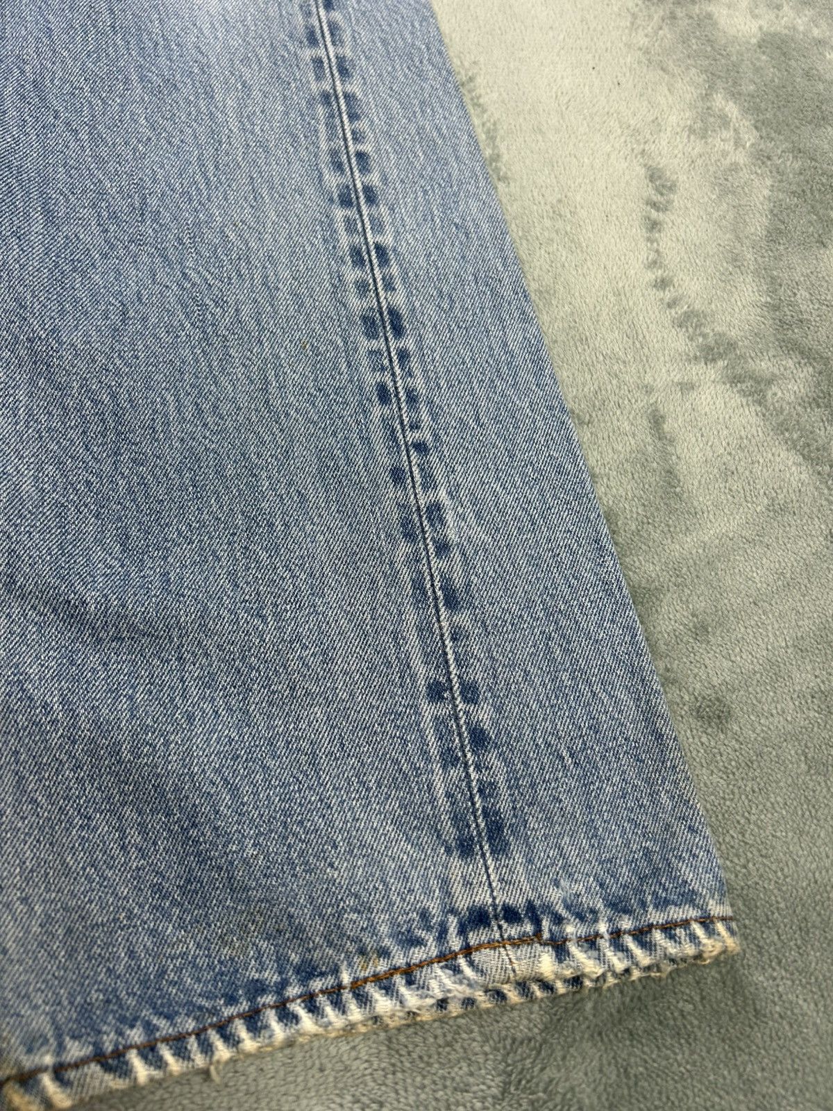 Levi's Vintage Clothing Vintage Levi’s 501 Red Line Distressed Denim Jeans. S083 Size US 32 / EU 48 - 6 Thumbnail