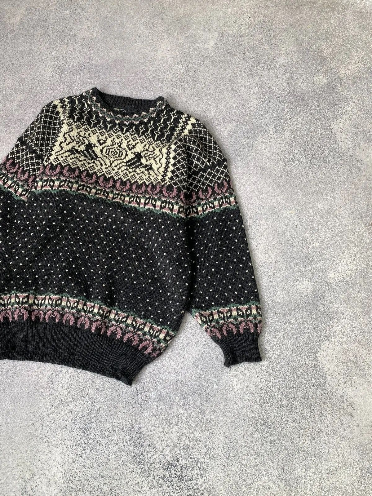 Dale Of Norway × Vintage Vintage DALE OF NORWAY Deer Fair Isle Wool Knit Ski Sweater Size US L / EU 52-54 / 3 - 6 Thumbnail