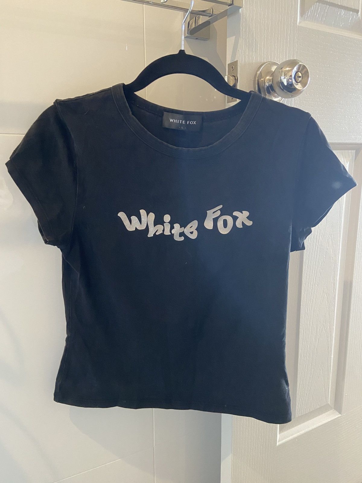 Other White Fox baby tee Size L / US 10 / IT 46 - 1 Preview