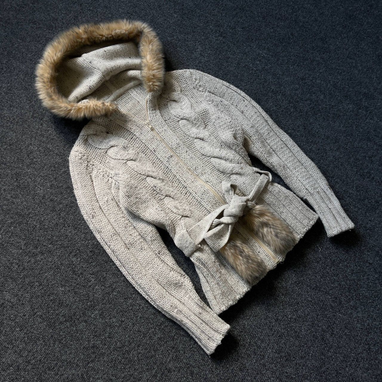 If Six Was Nine VTG Women’s Zip Hoodie With Faux Fur Size 48 Custom Hand Mad Size XL / US 12-14 / IT 48-50 - 2 Thumbnail