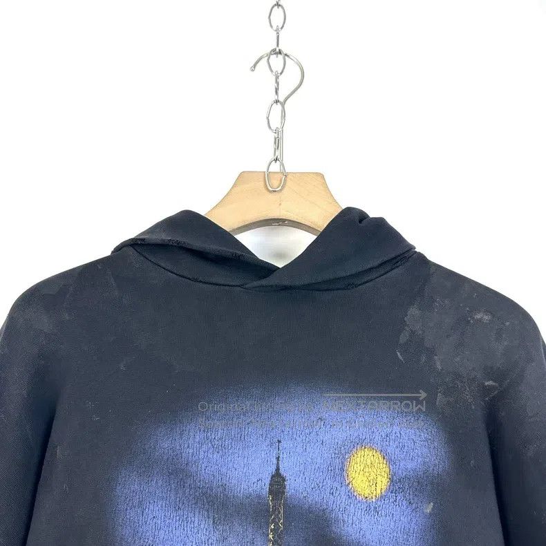 Balenciaga Balenciaga Black Eiffel Tower Sunset Printed Destroyed Dis Size US S / EU 44-46 / 1 - 3 Thumbnail