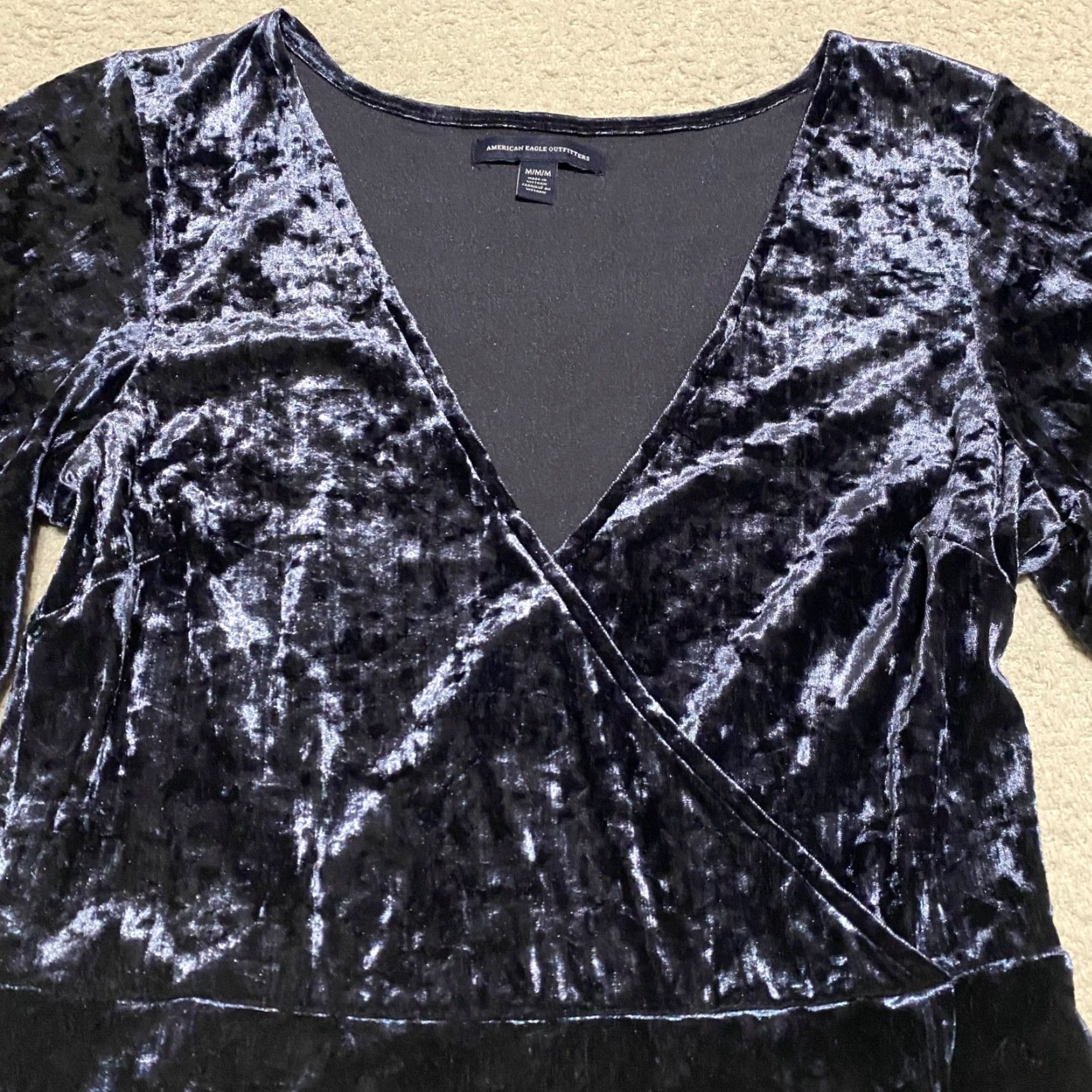 American Eagle Outfitters American Eagle Outfitters Dress Womens M Short Sleeve V Neck Velvet Blue Size 32" / US 10 / IT 46 - 5 Thumbnail